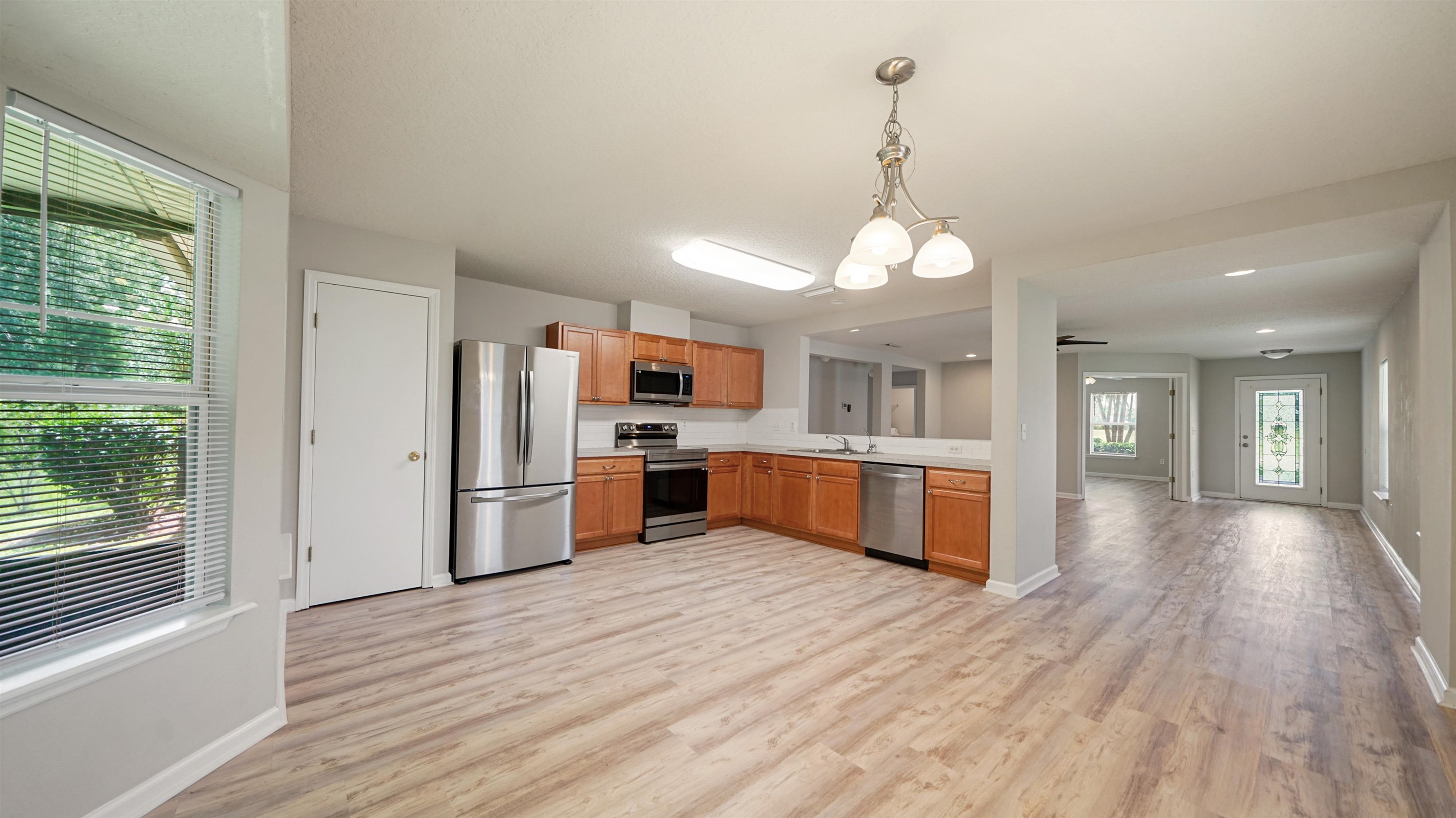 Image 6 of 43 For 1140 Nochaway Dr