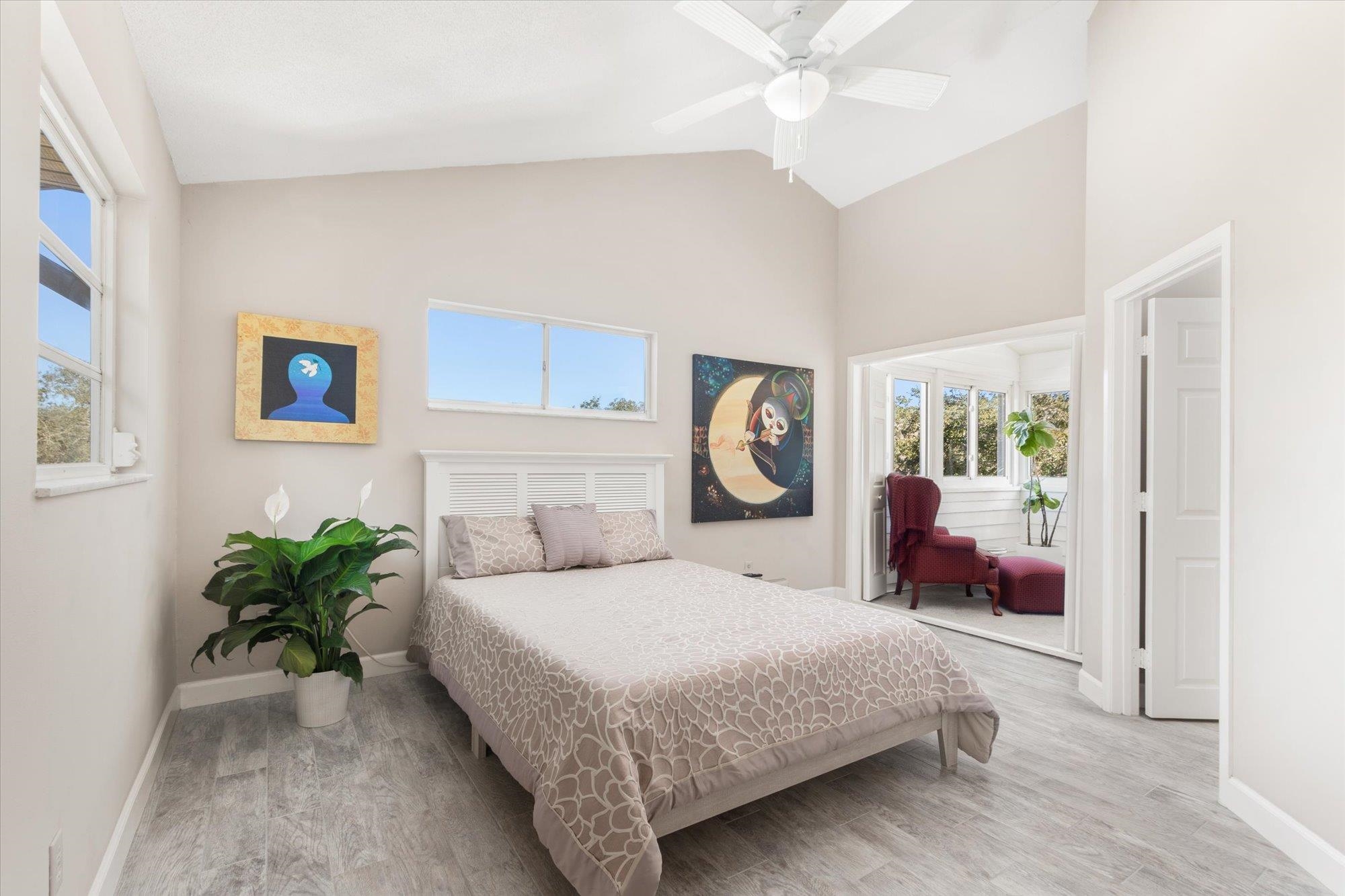 Image 15 of 48 For 1685 Santander Street