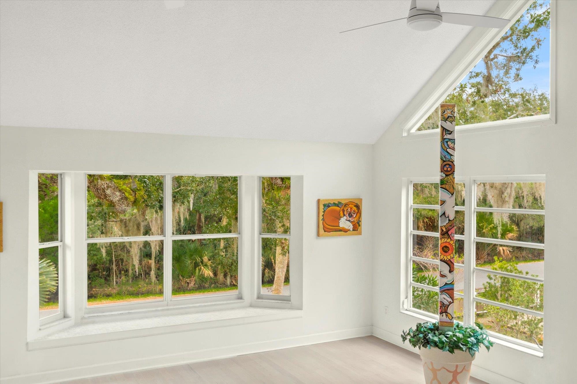 Image 36 of 48 For 1685 Santander Street