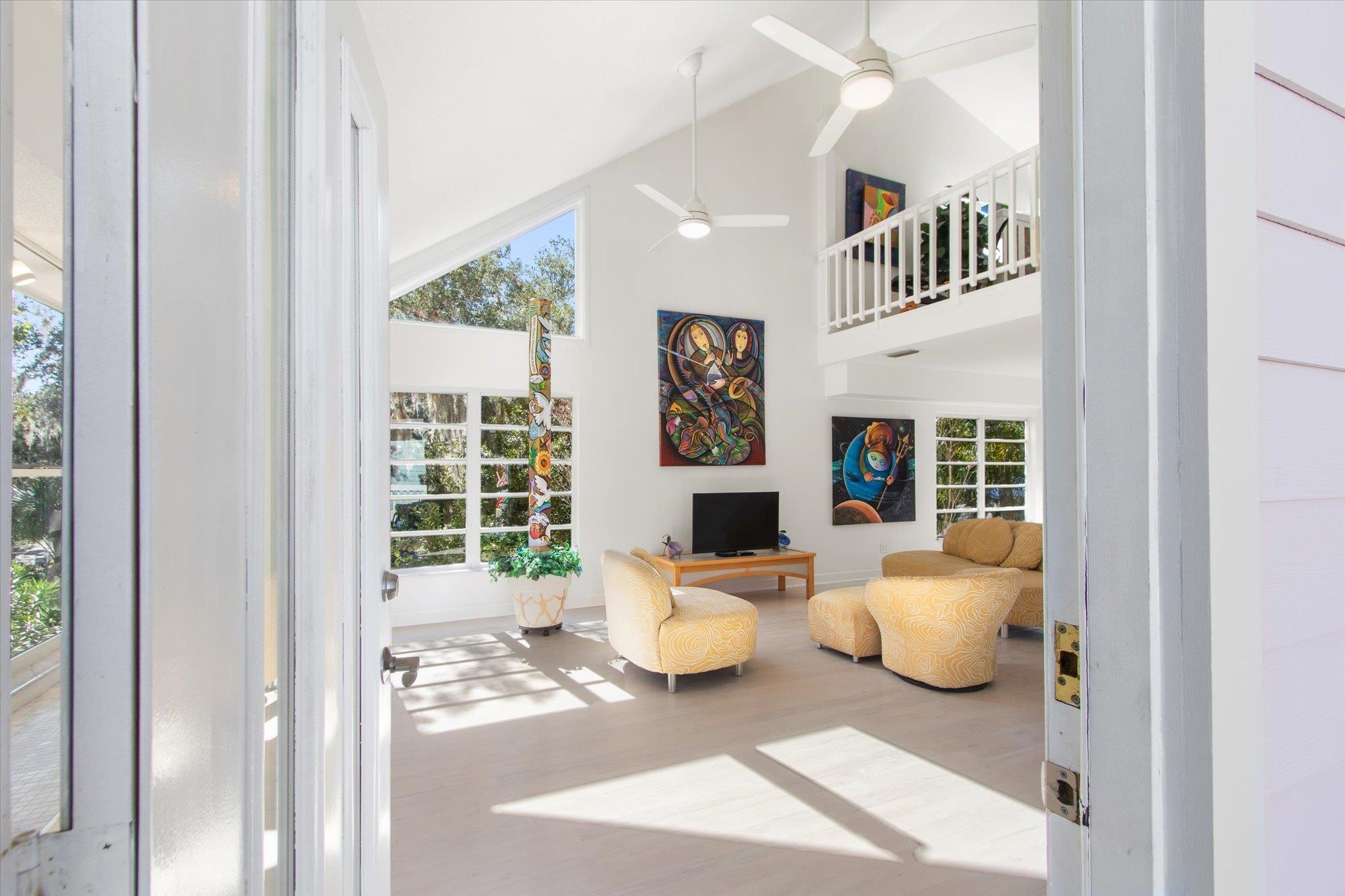 Image 8 of 48 For 1685 Santander Street
