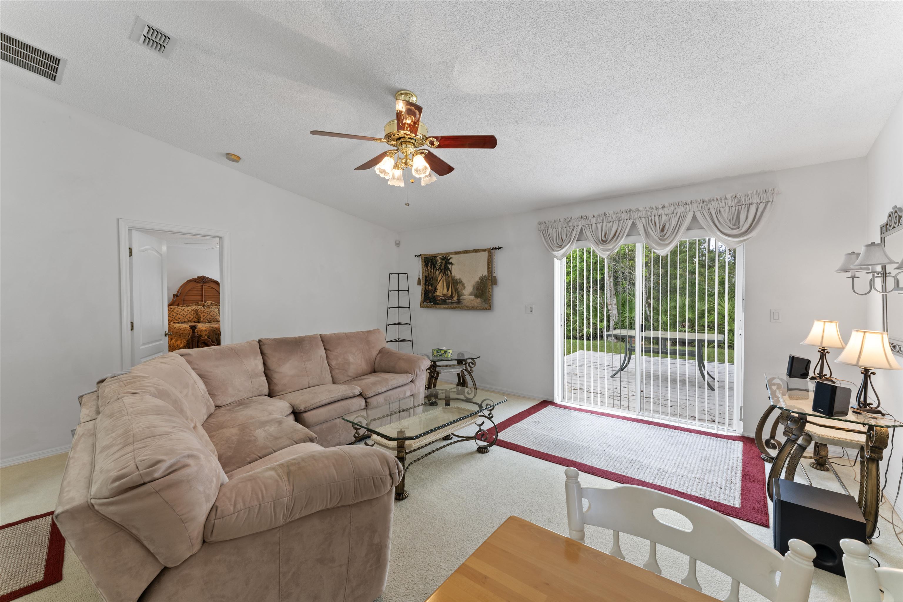 Image 10 of 21 For 23 Woodside Dr