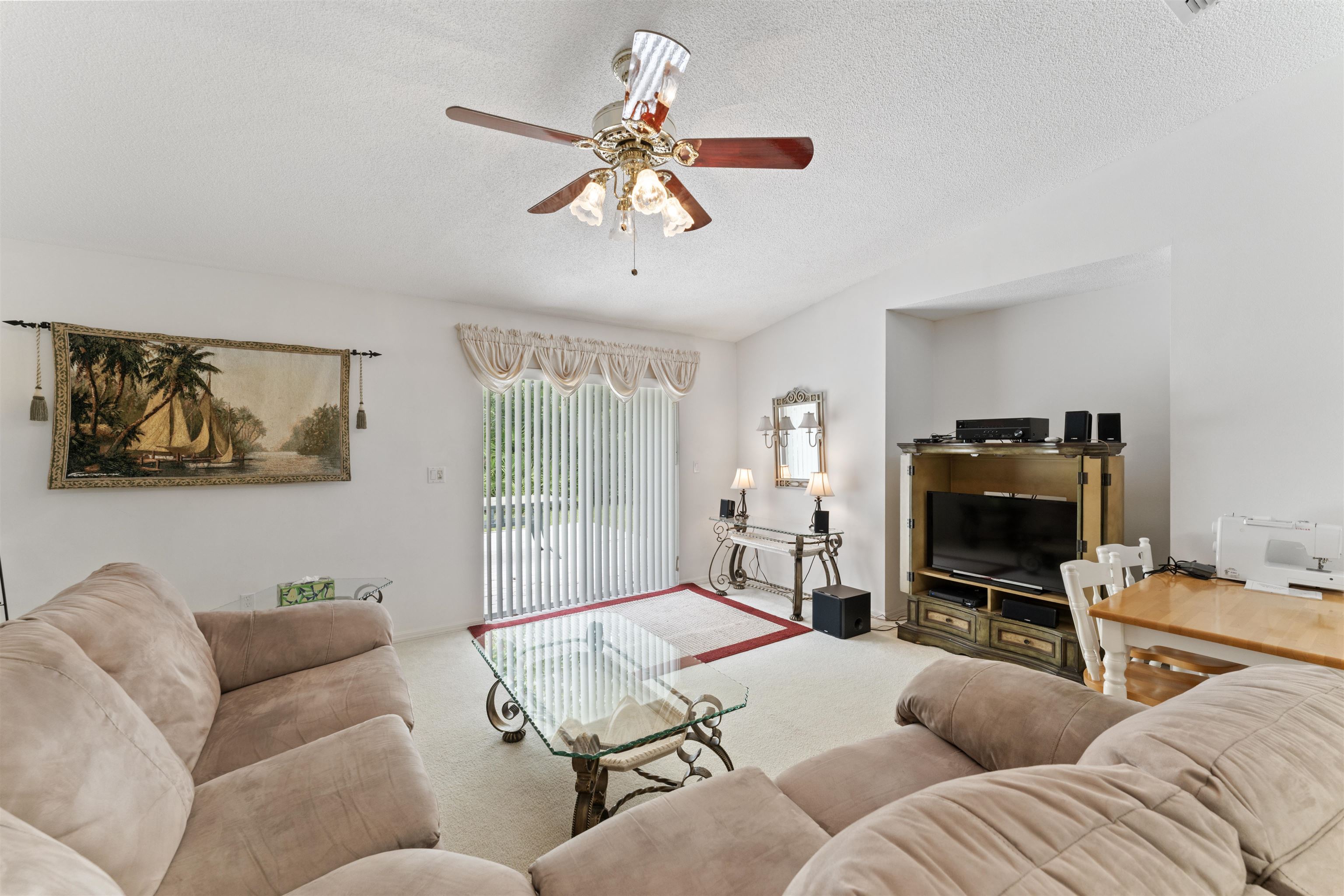 Image 11 of 21 For 23 Woodside Dr