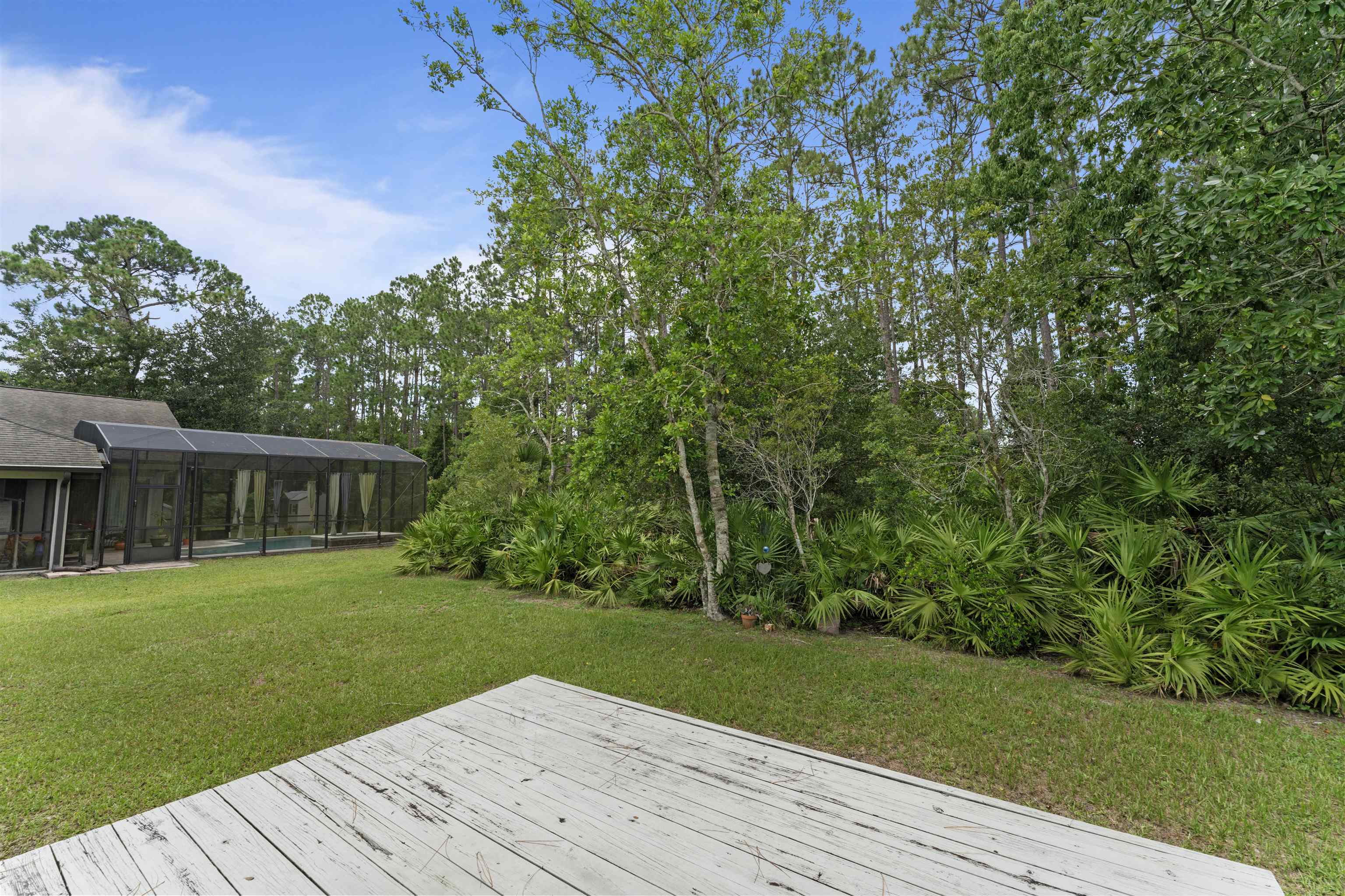 Image 19 of 21 For 23 Woodside Dr