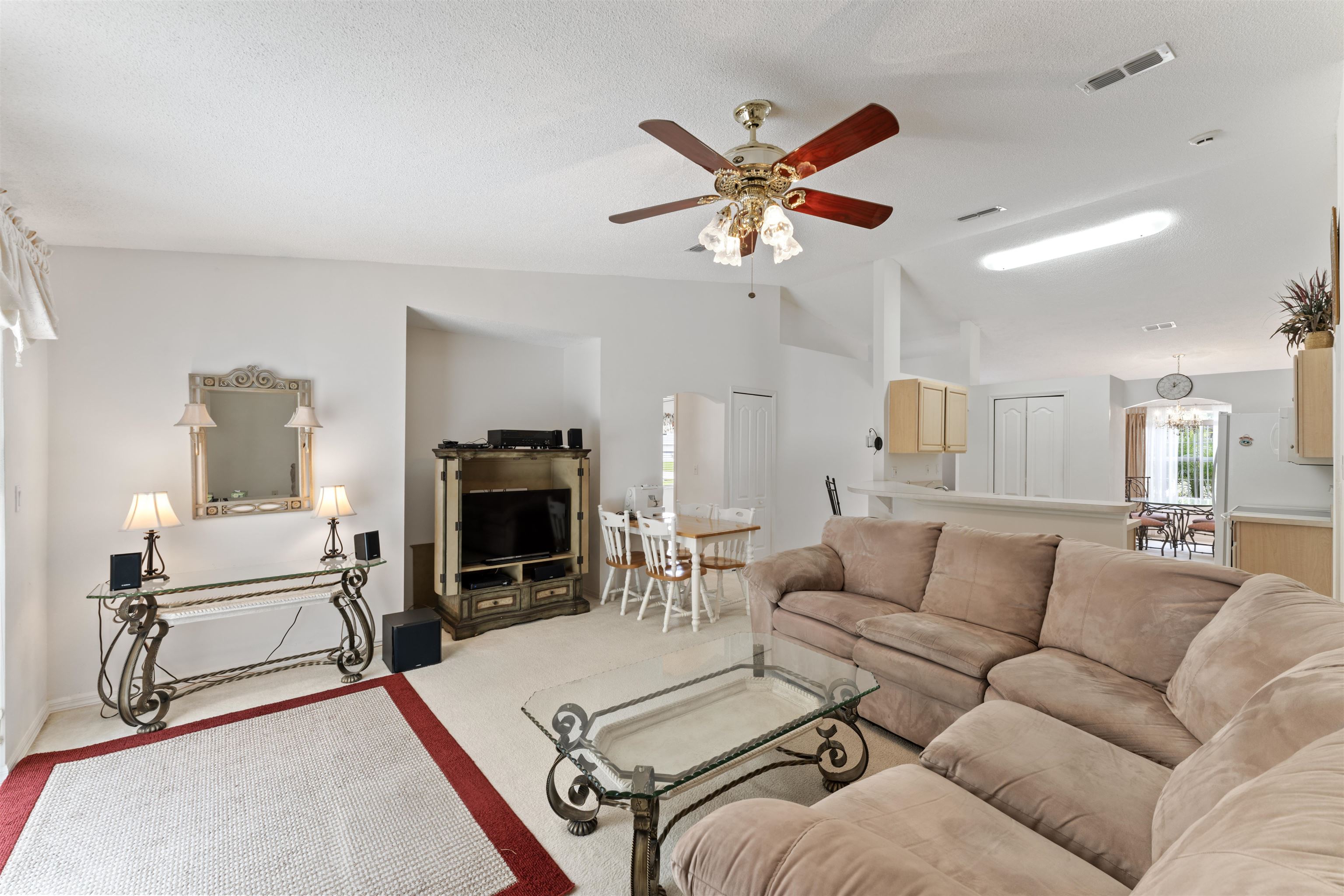 Image 9 of 21 For 23 Woodside Dr
