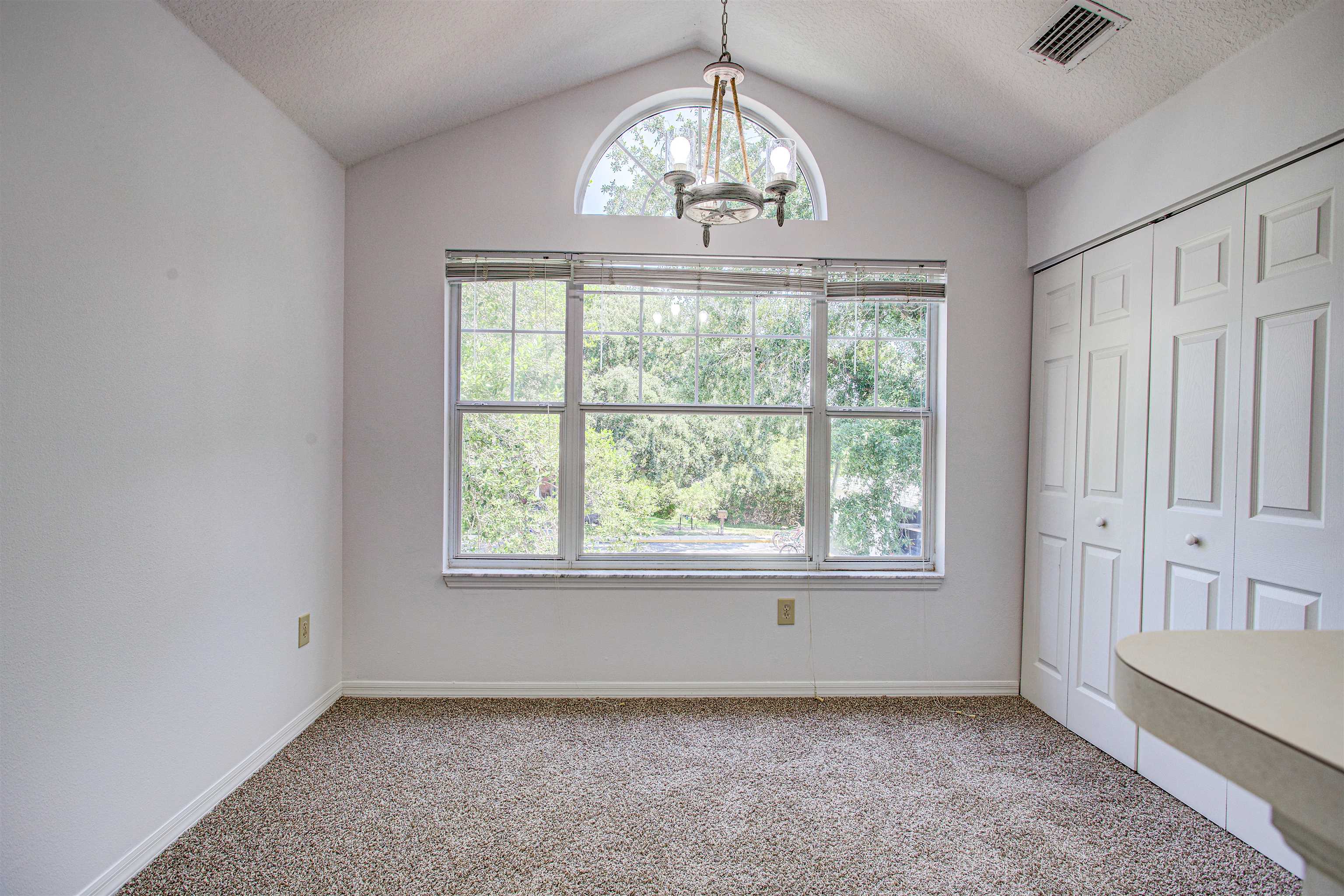 Image 10 of 44 For 15203 Harbour Vista Cir
