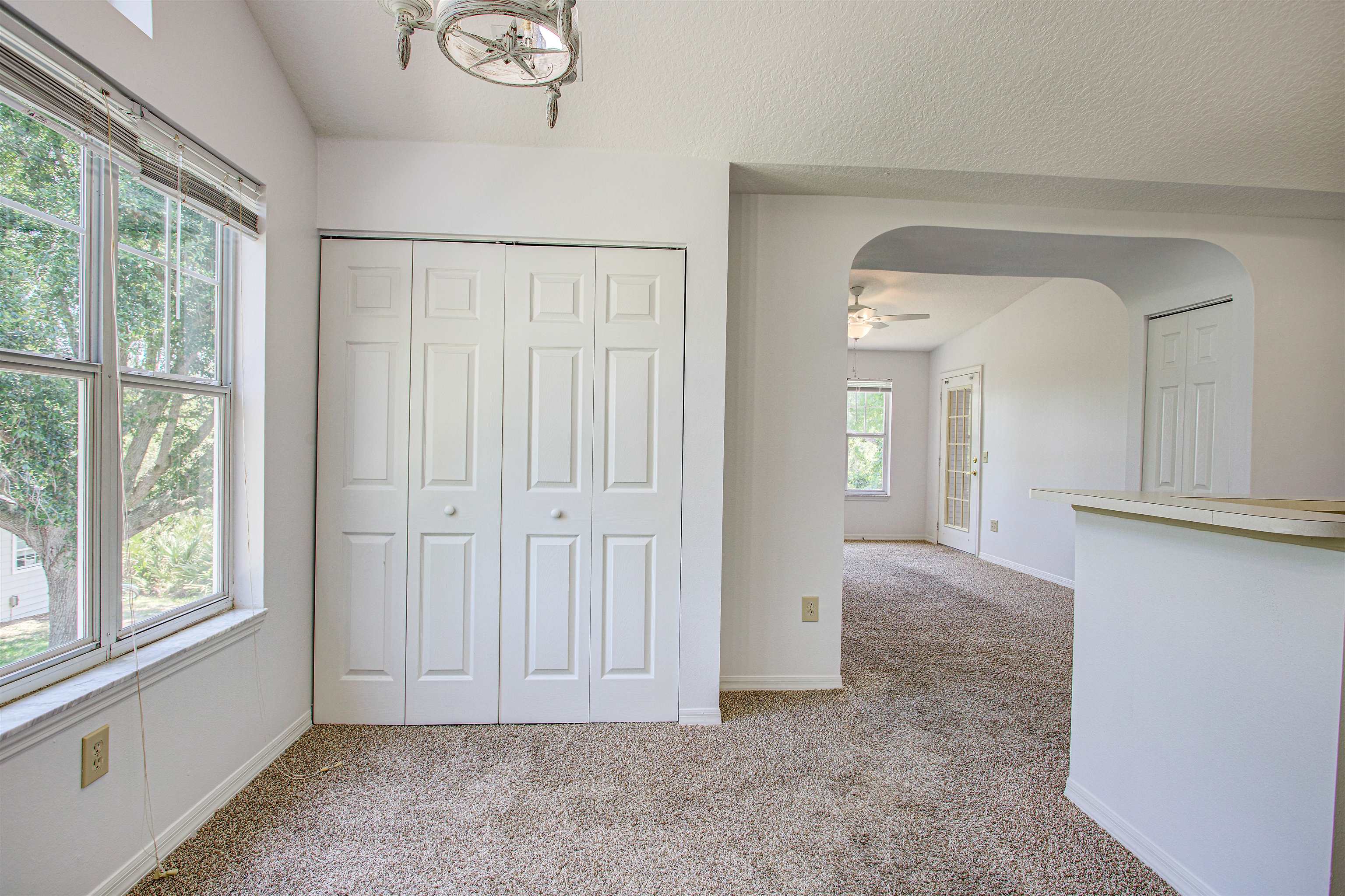 Image 13 of 44 For 15203 Harbour Vista Cir