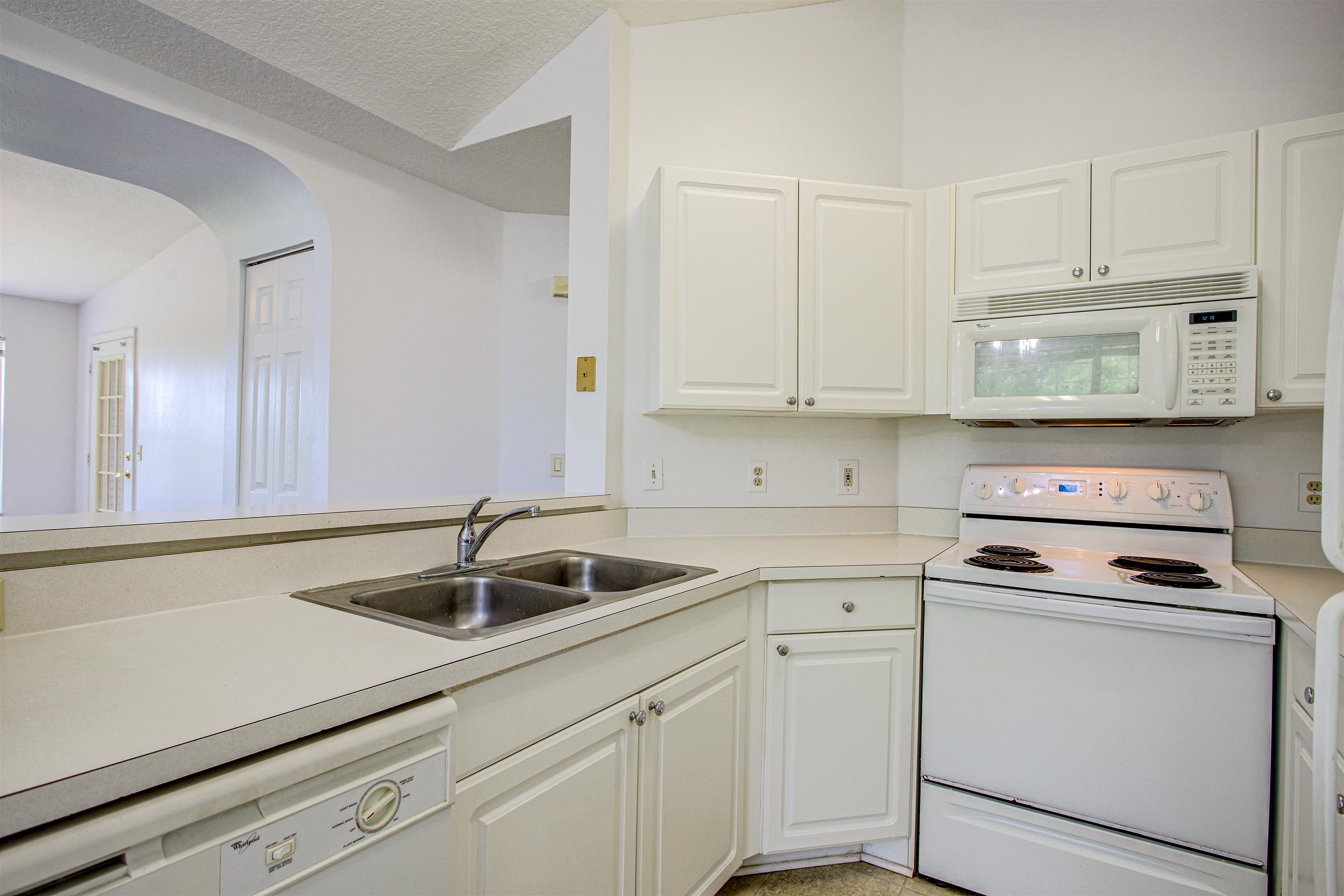 Image 7 of 44 For 15203 Harbour Vista Cir