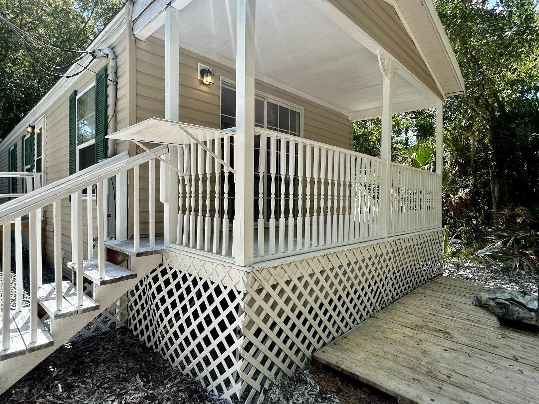 Image 2 of 21 For 1049 Chapin St