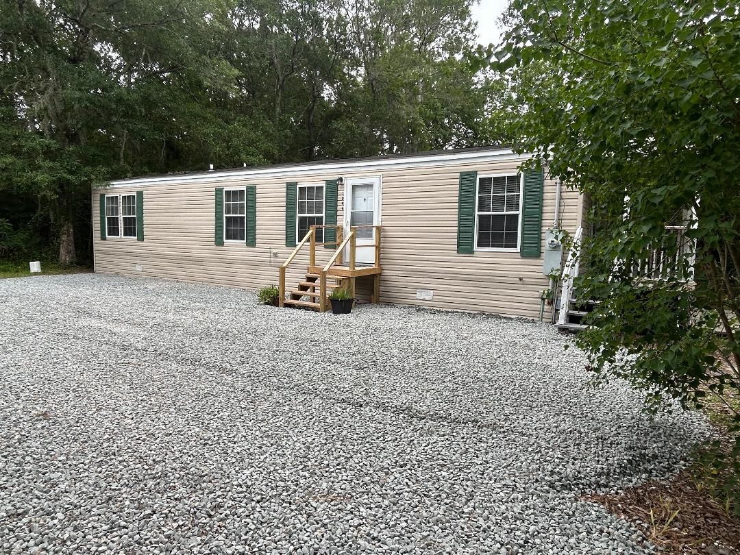 Image 21 of 21 For 1049 Chapin St