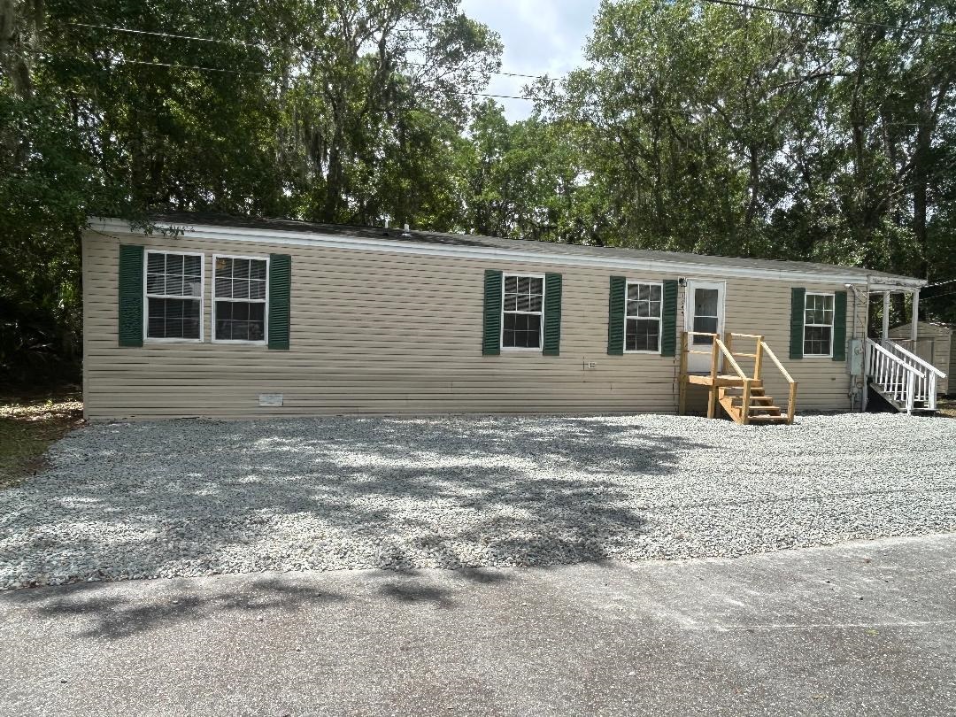 Image 6 of 21 For 1049 Chapin St