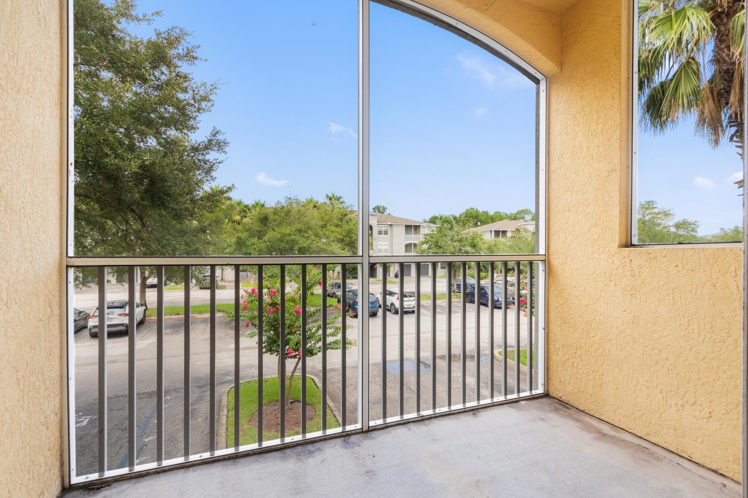 Image 24 of 35 For 415 Villa San Marco Dr S 205