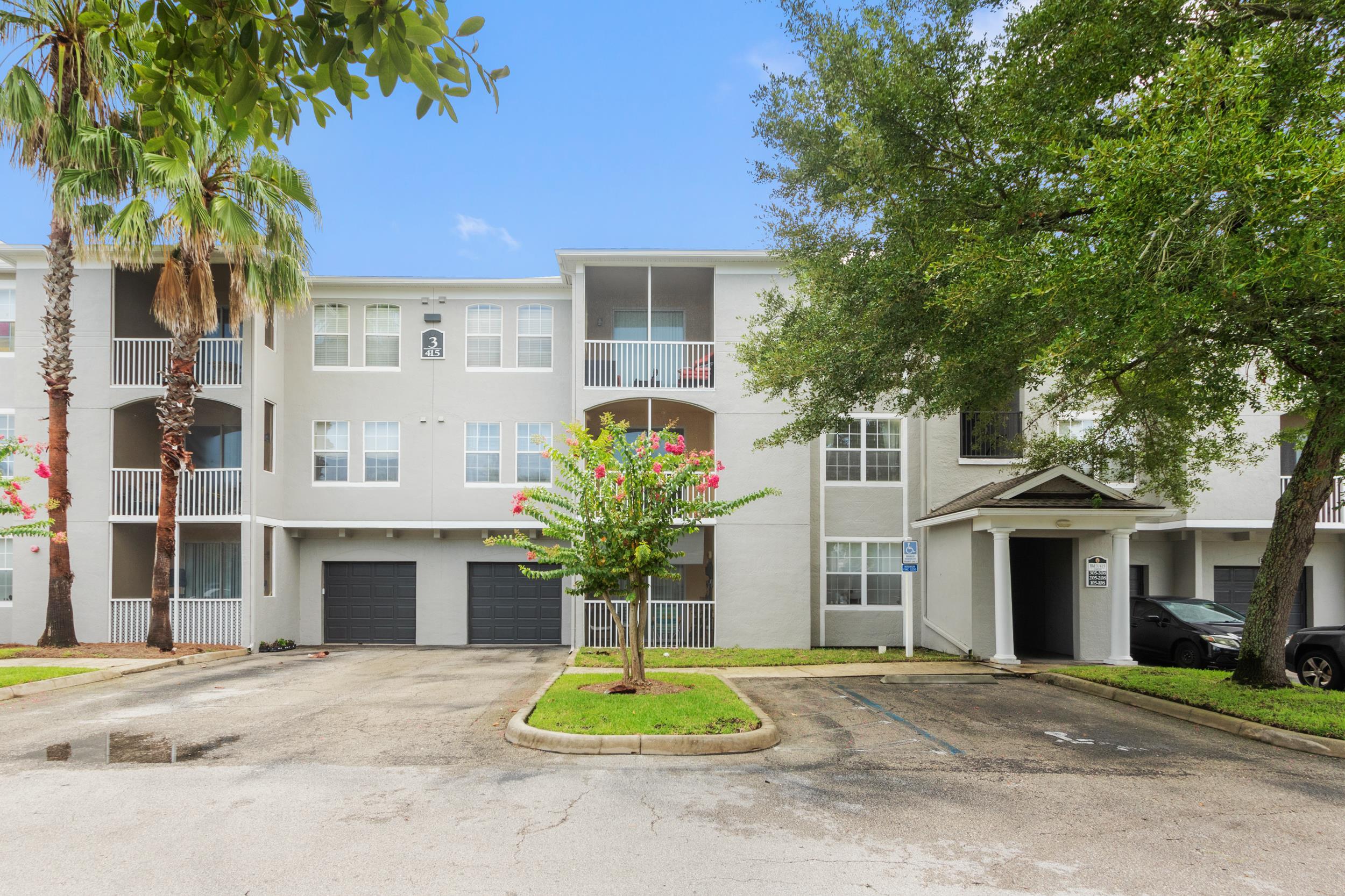 Image 25 of 35 For 415 Villa San Marco Dr S 205