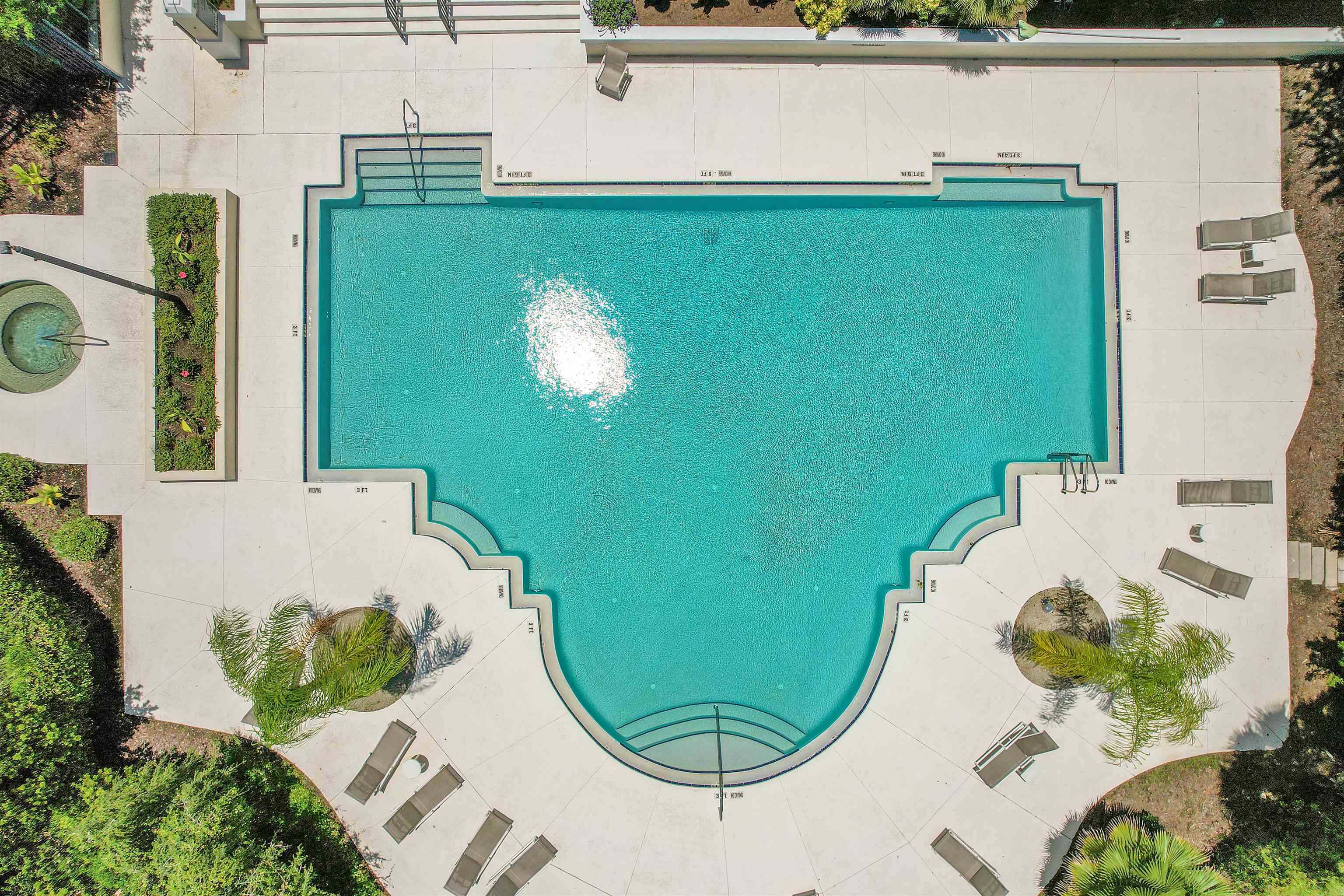 Image 41 of 59 For 2827 Vista Cove Rd