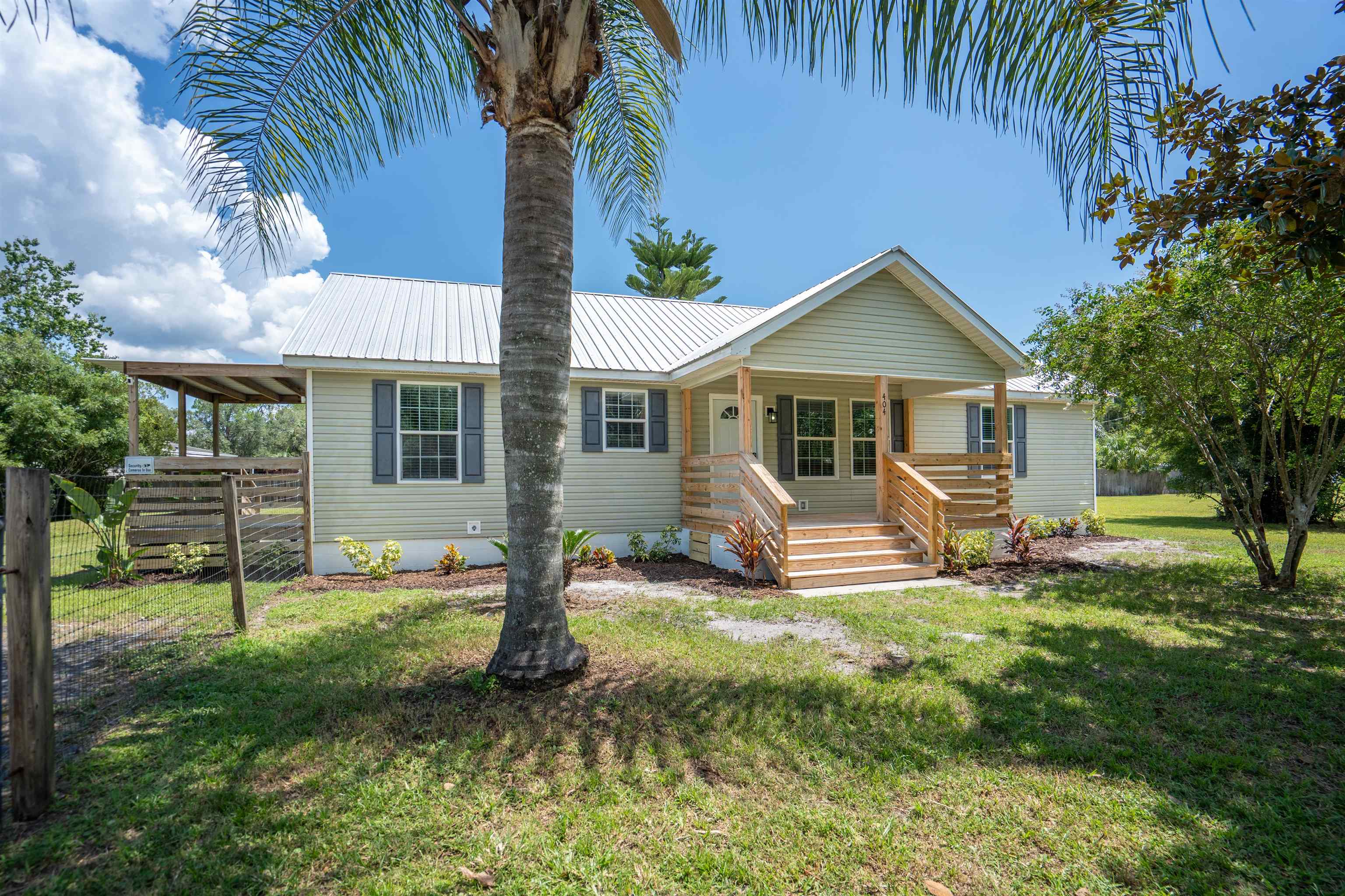Details for 404 County Road 207a, East Palatka, FL 32131