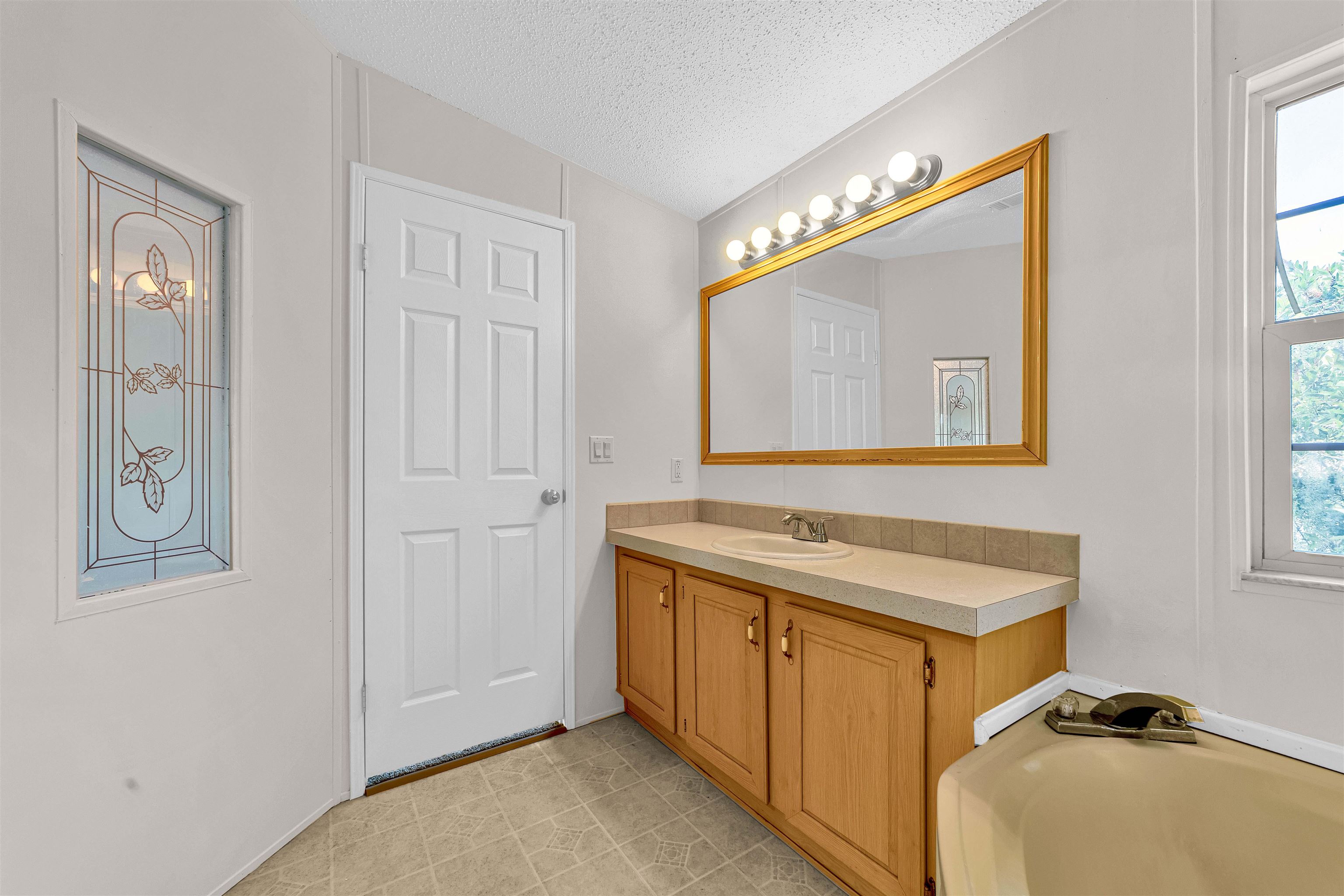 Image 20 of 68 For 2512 Cactus Wren Ct