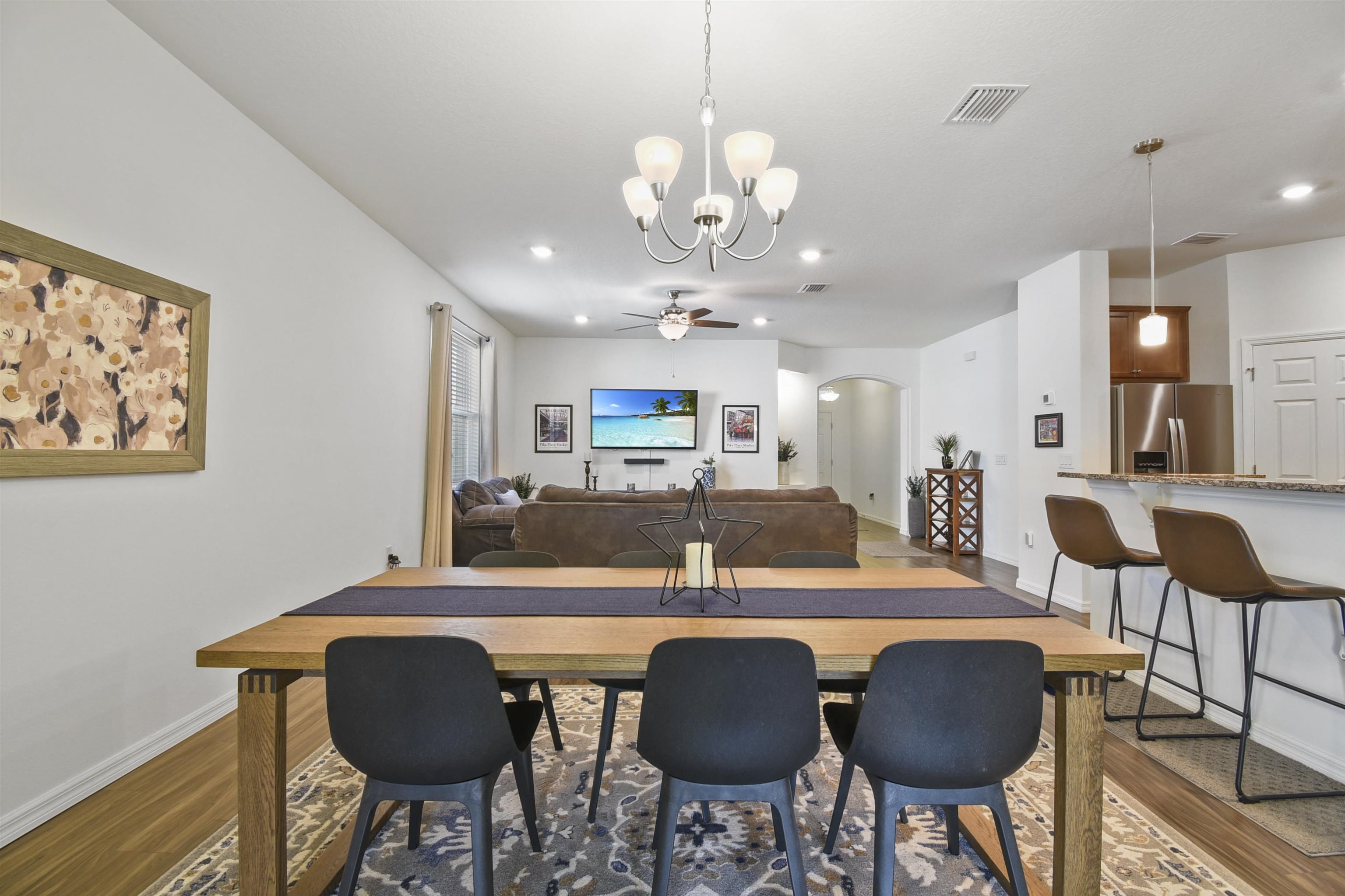 Image 35 of 47 For 18 Oakleaf Way