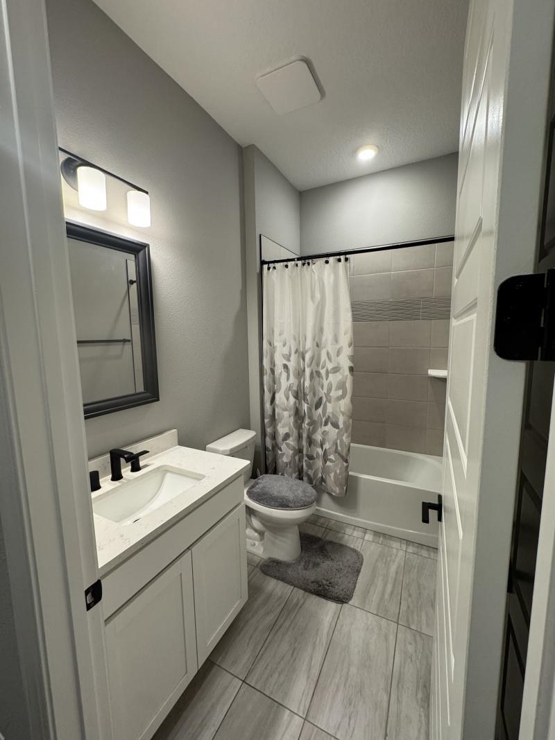 Image 15 of 23 For 179 Sparrow Creek Dr