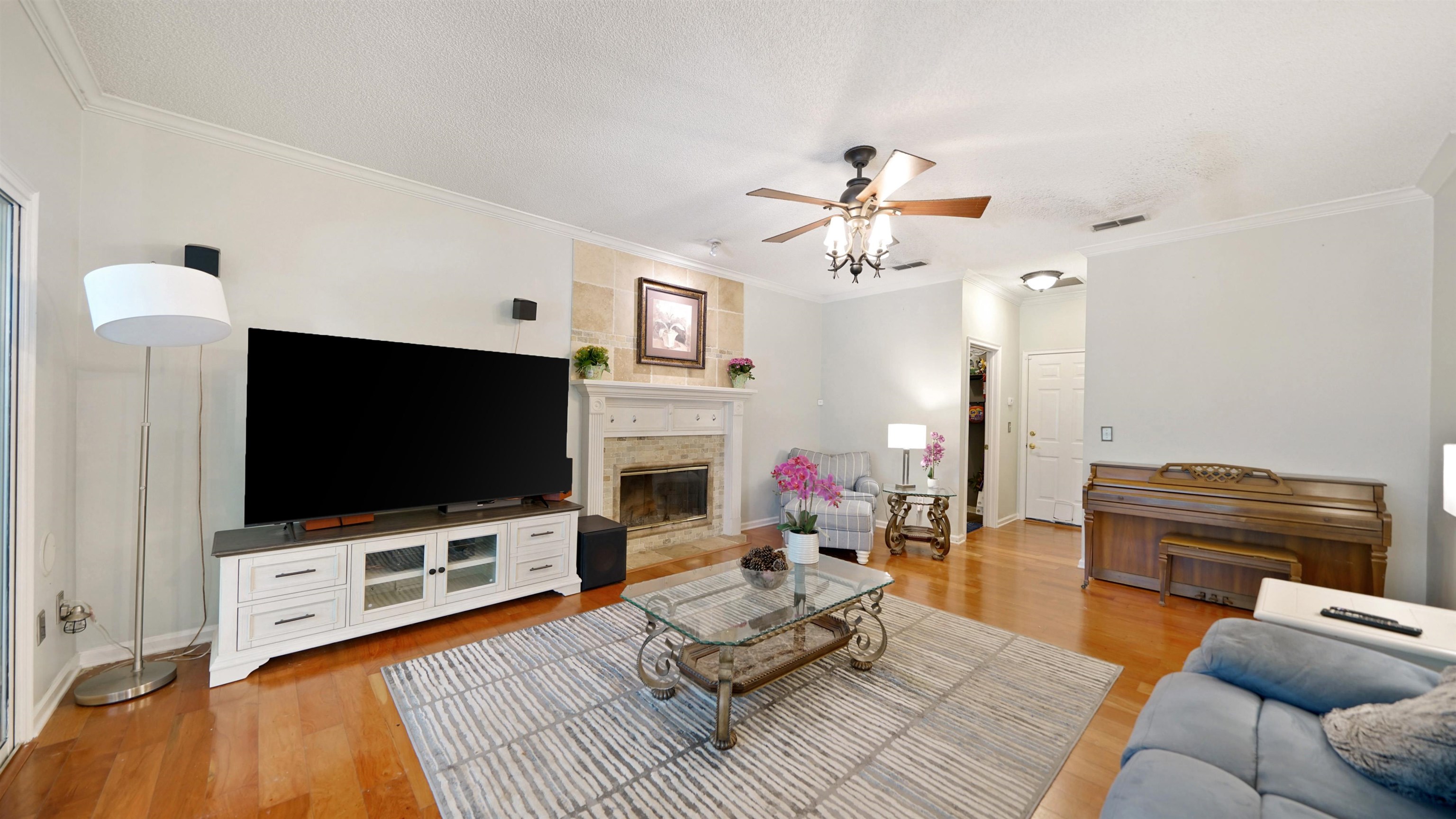 Image 13 of 39 For 2264 Brentfield Rd