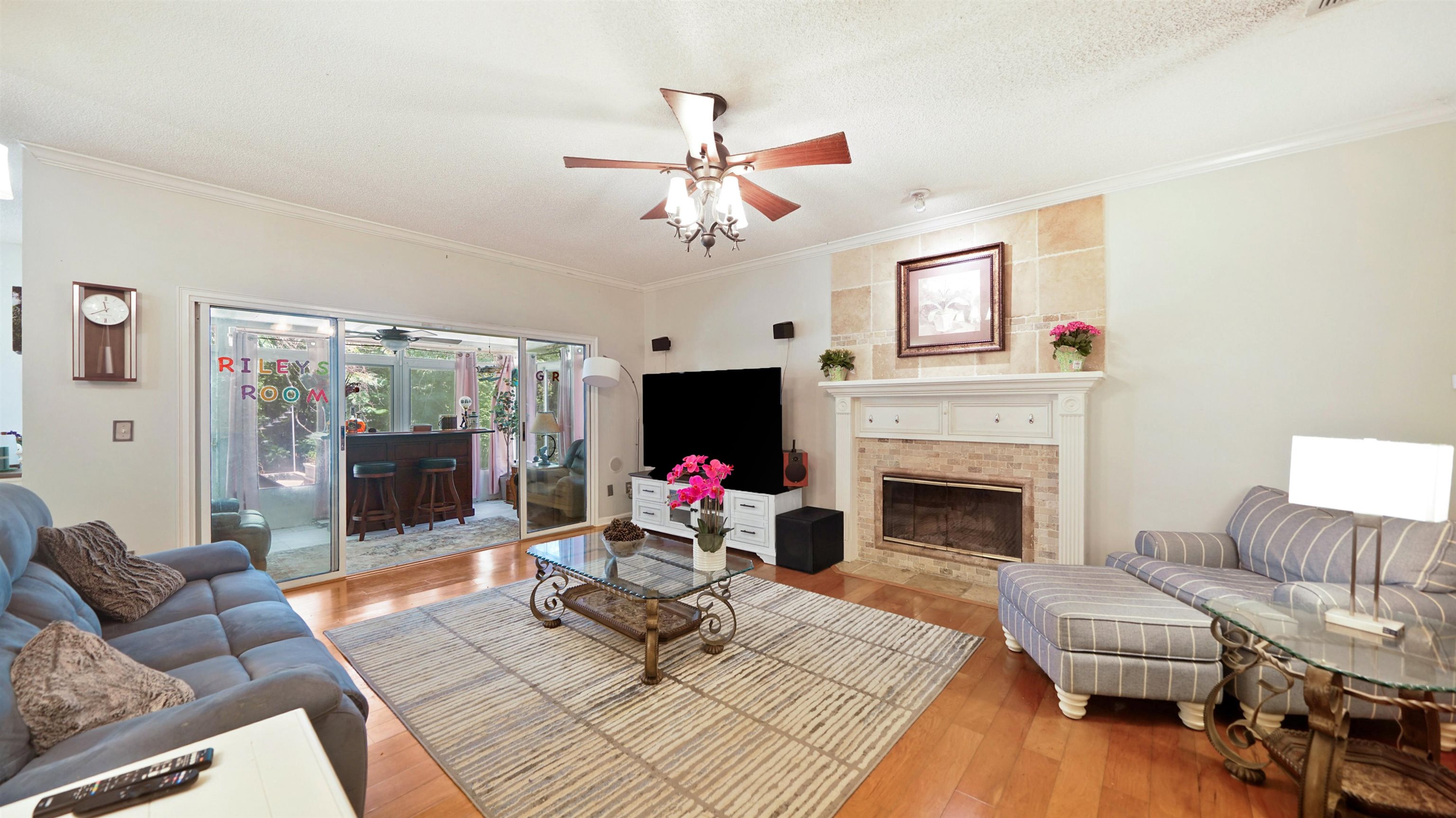 Image 14 of 39 For 2264 Brentfield Rd