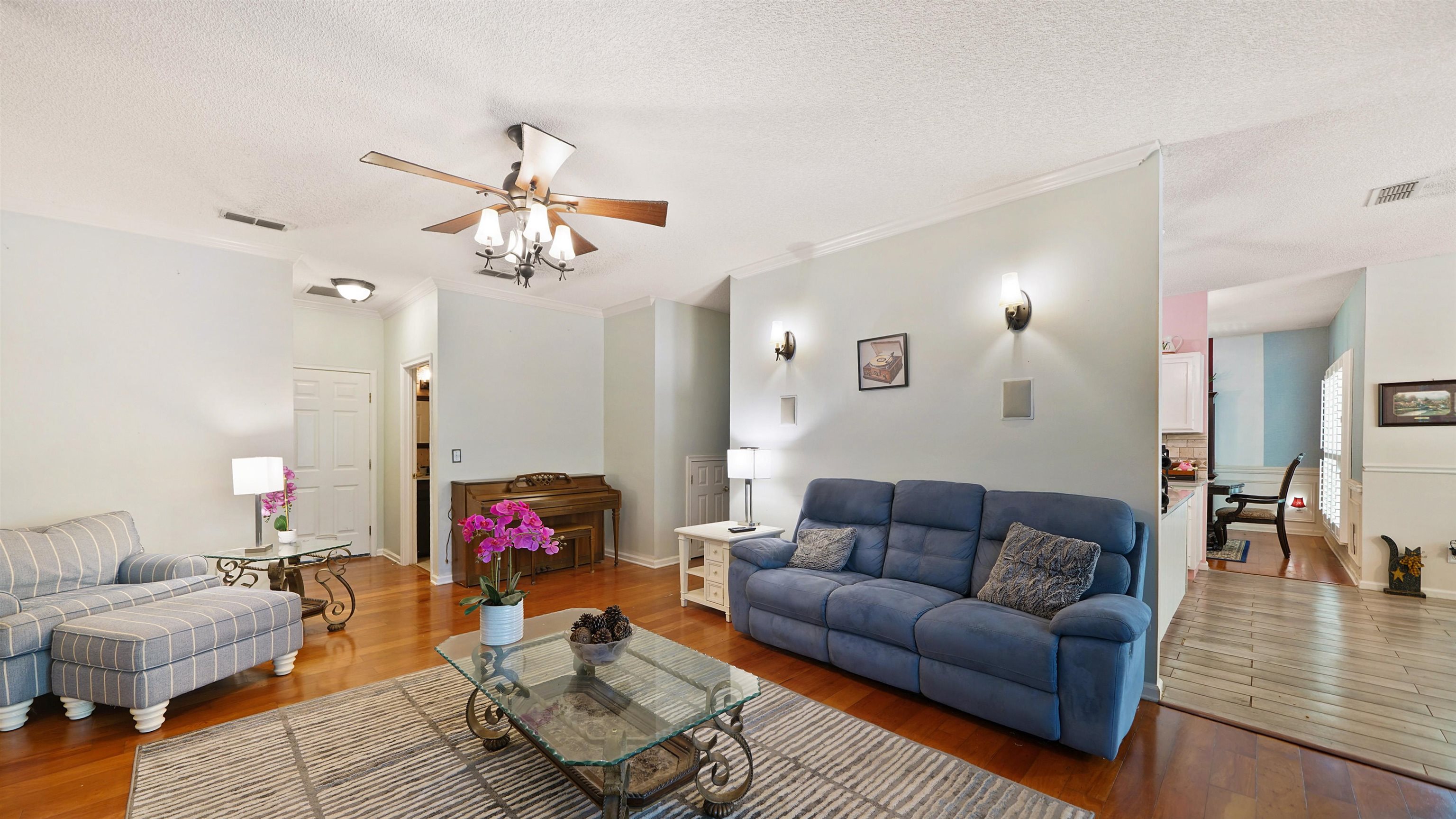 Image 15 of 39 For 2264 Brentfield Rd