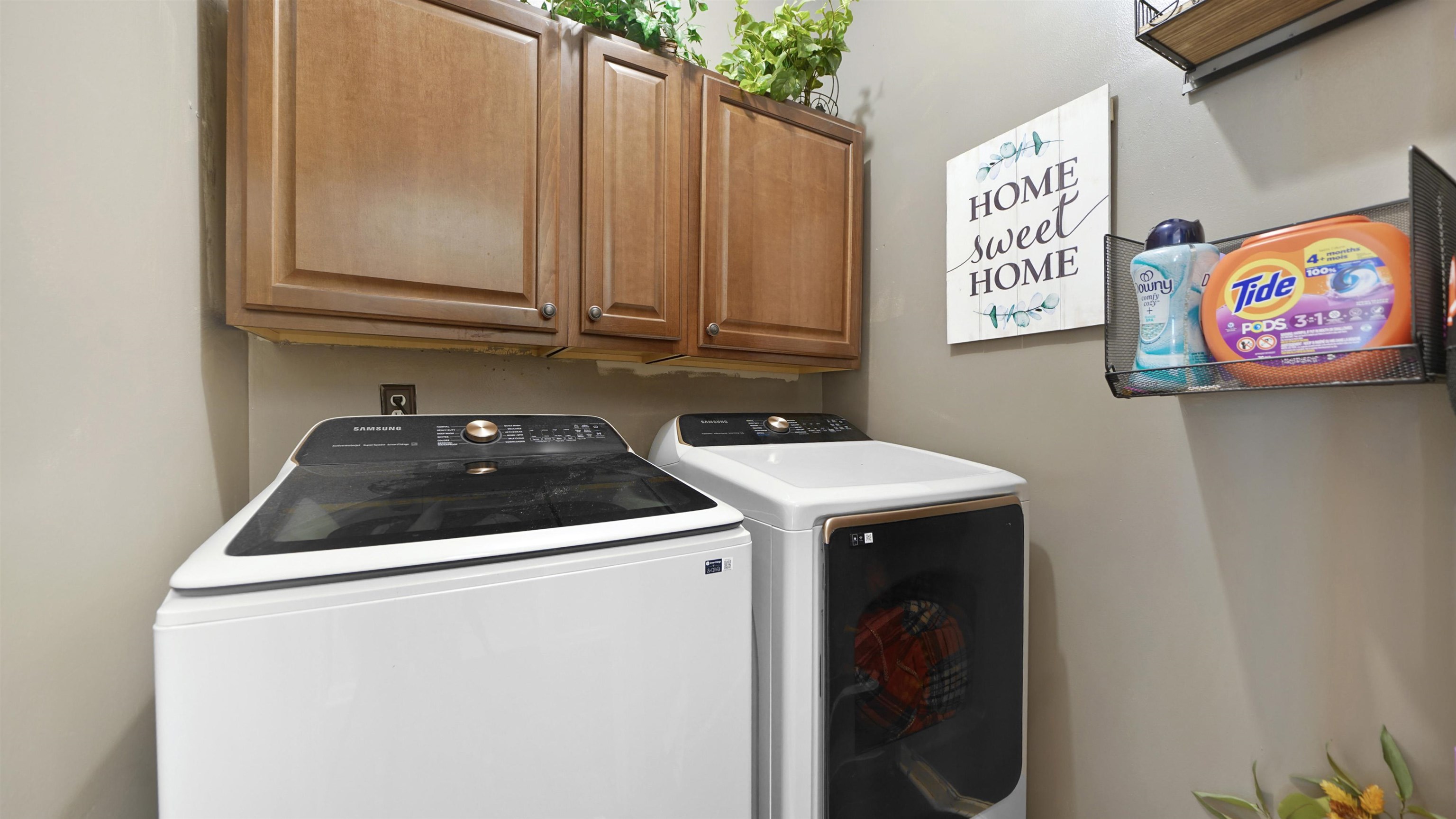 Image 20 of 39 For 2264 Brentfield Rd