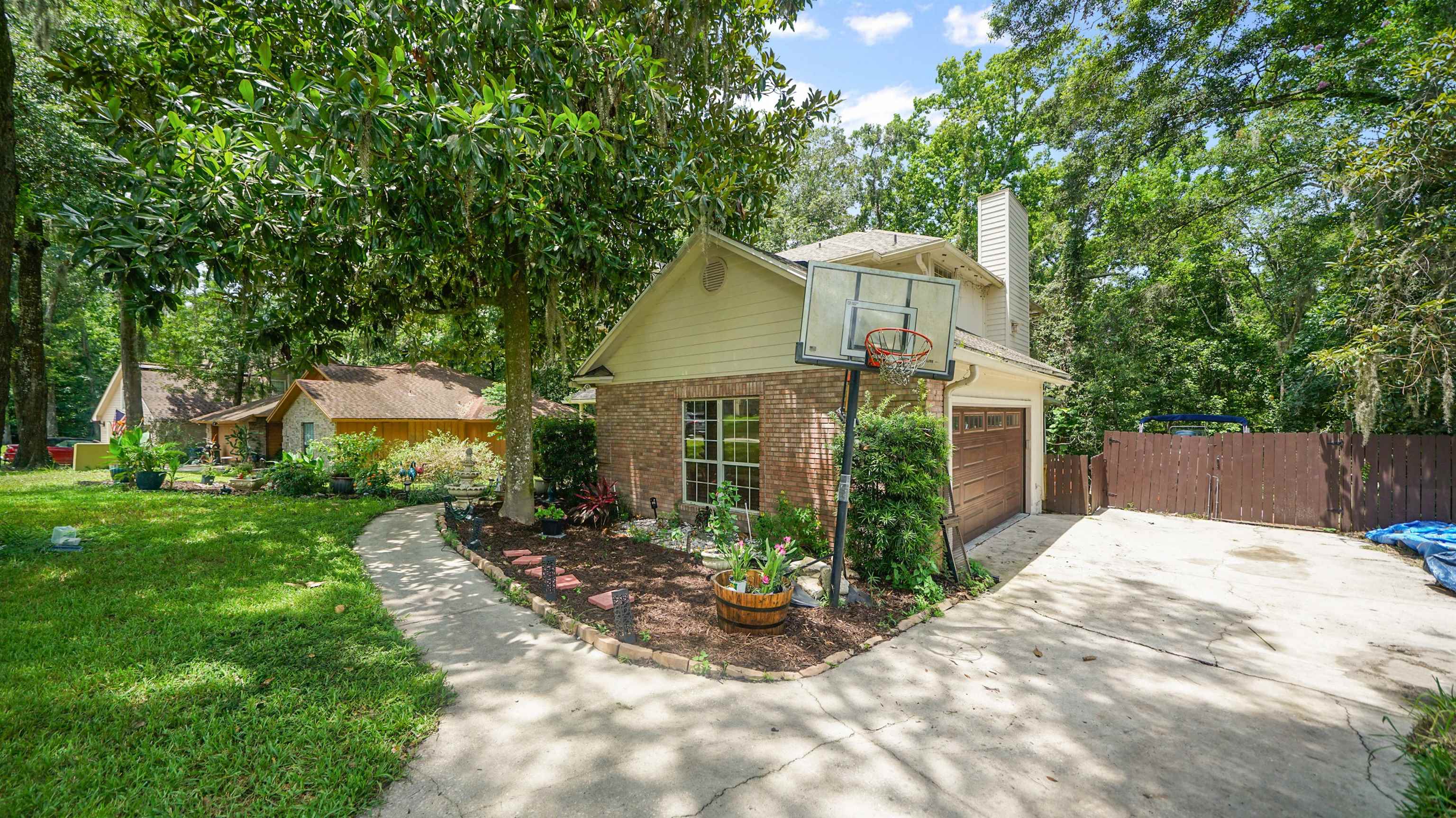 Image 35 of 39 For 2264 Brentfield Rd