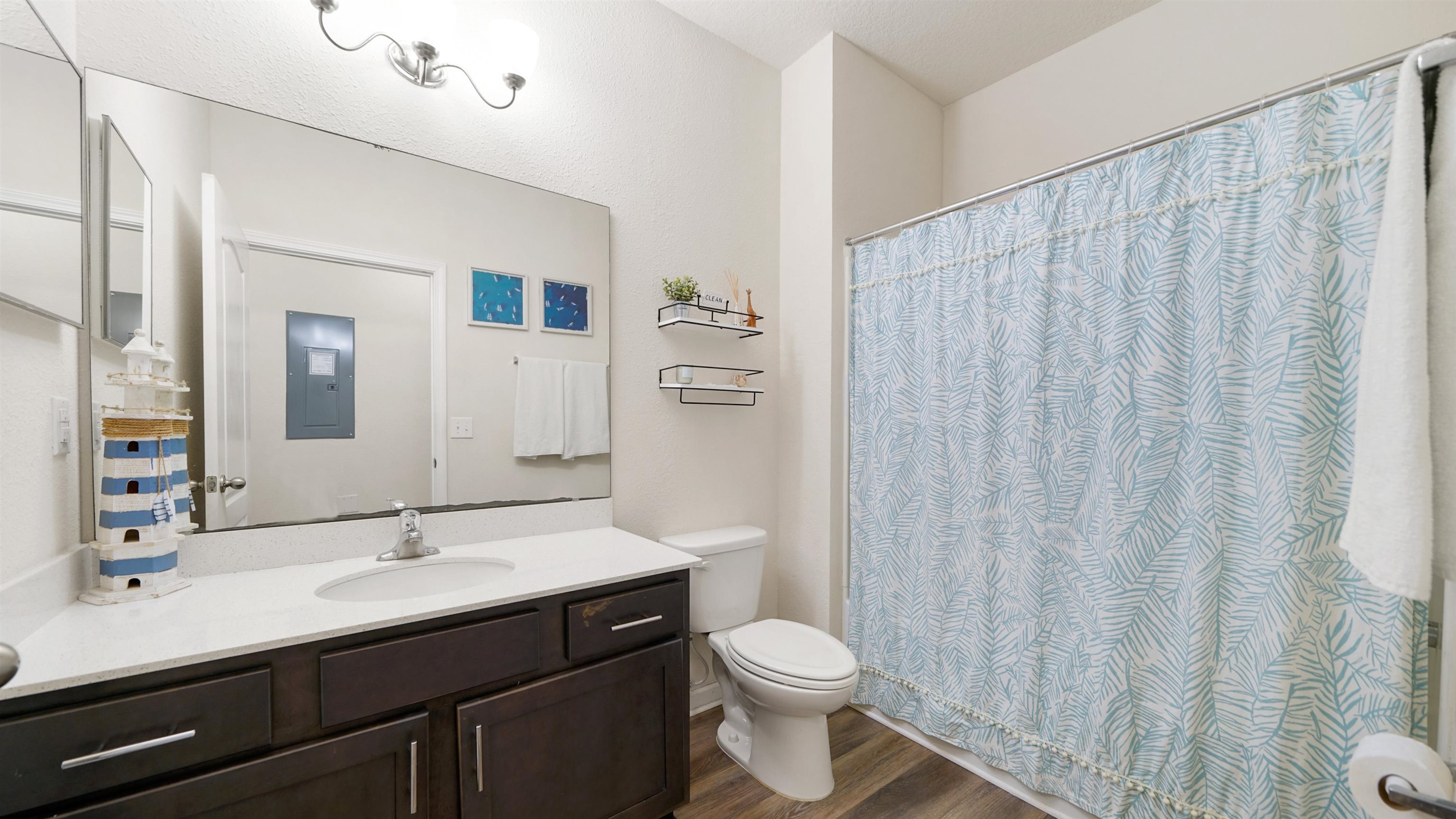 Image 17 of 29 For 4950 Key Lime Dr  306