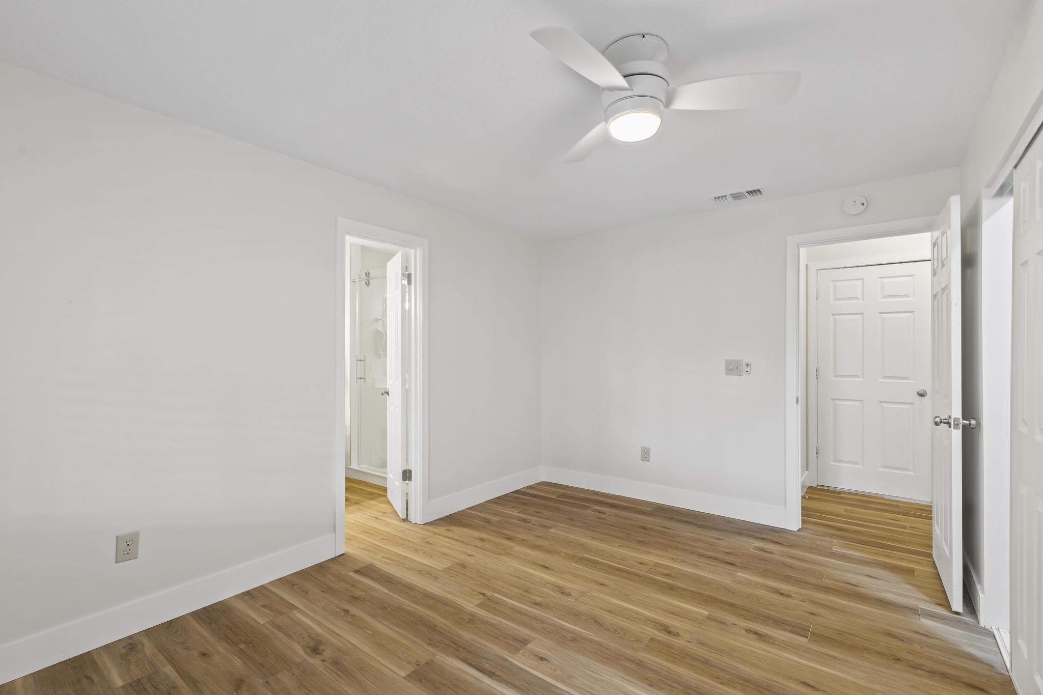 Image 15 of 83 For 311 11th Street N