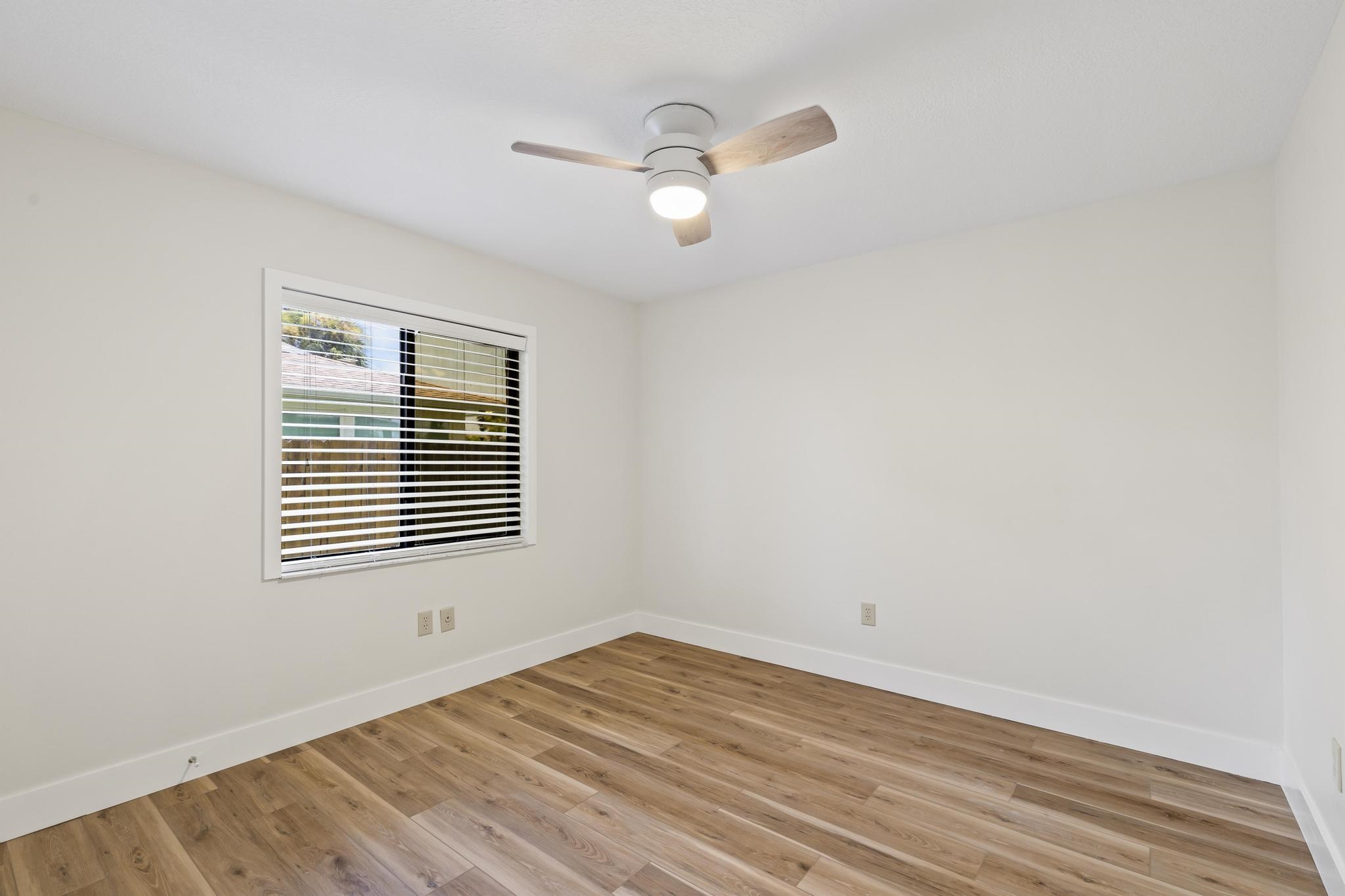 Image 21 of 83 For 311 11th Street N