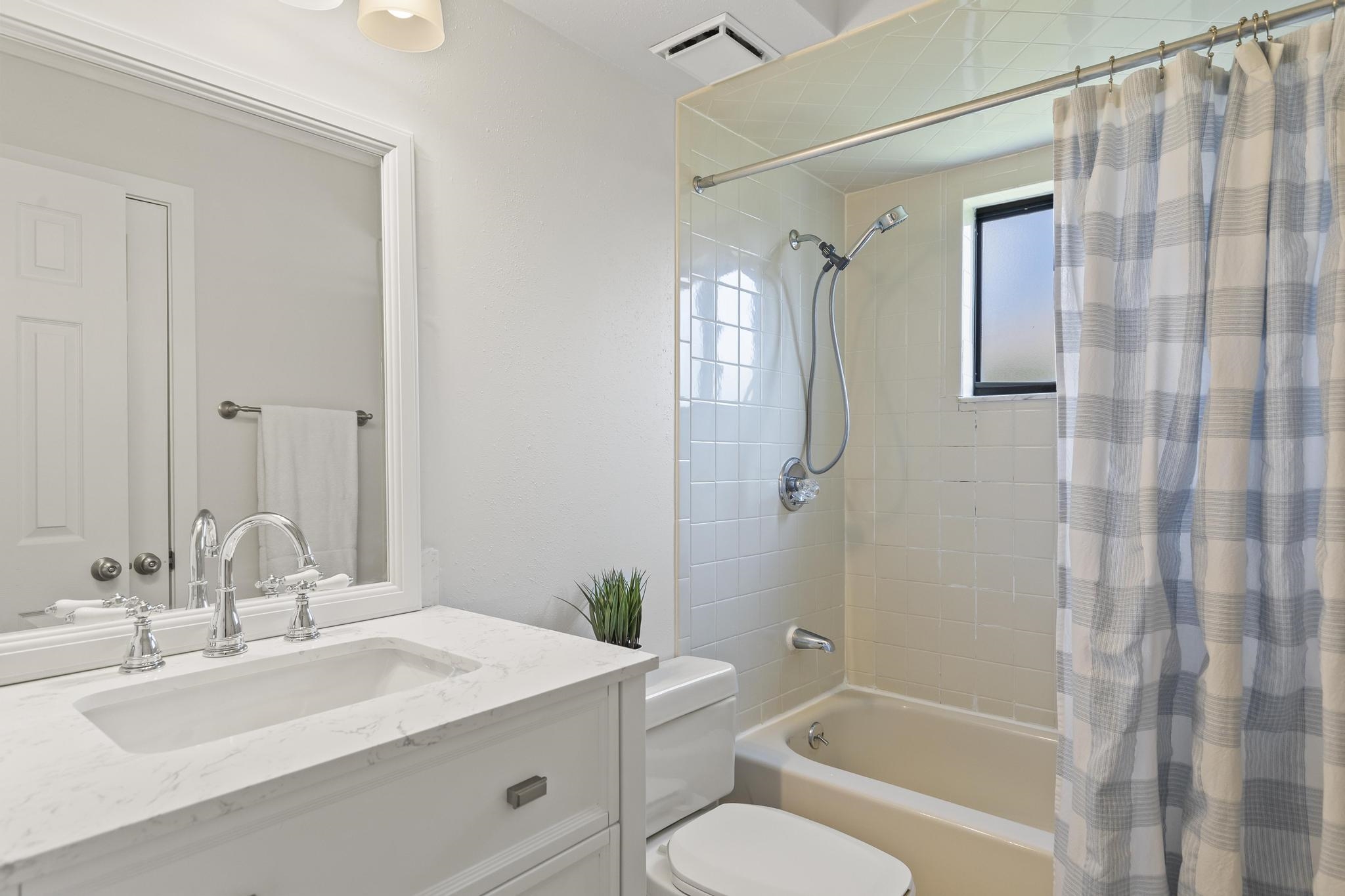 Image 24 of 83 For 311 11th Street N