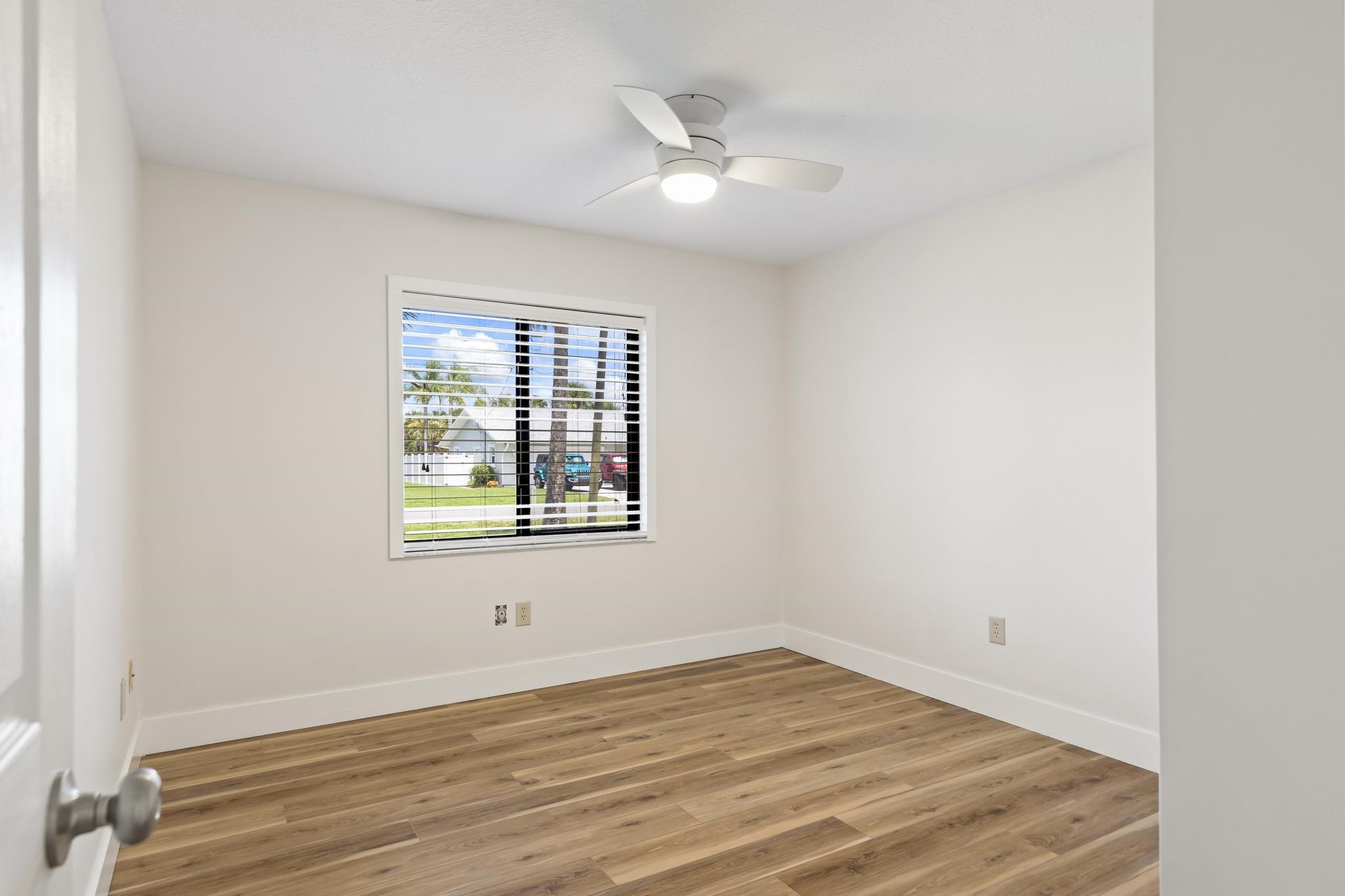 Image 26 of 83 For 311 11th Street N