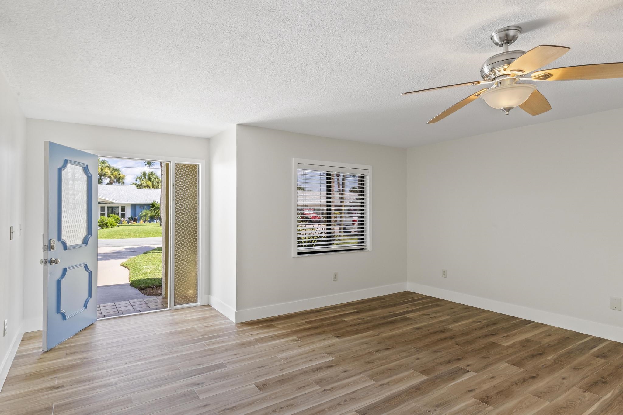 Image 6 of 83 For 311 11th Street N