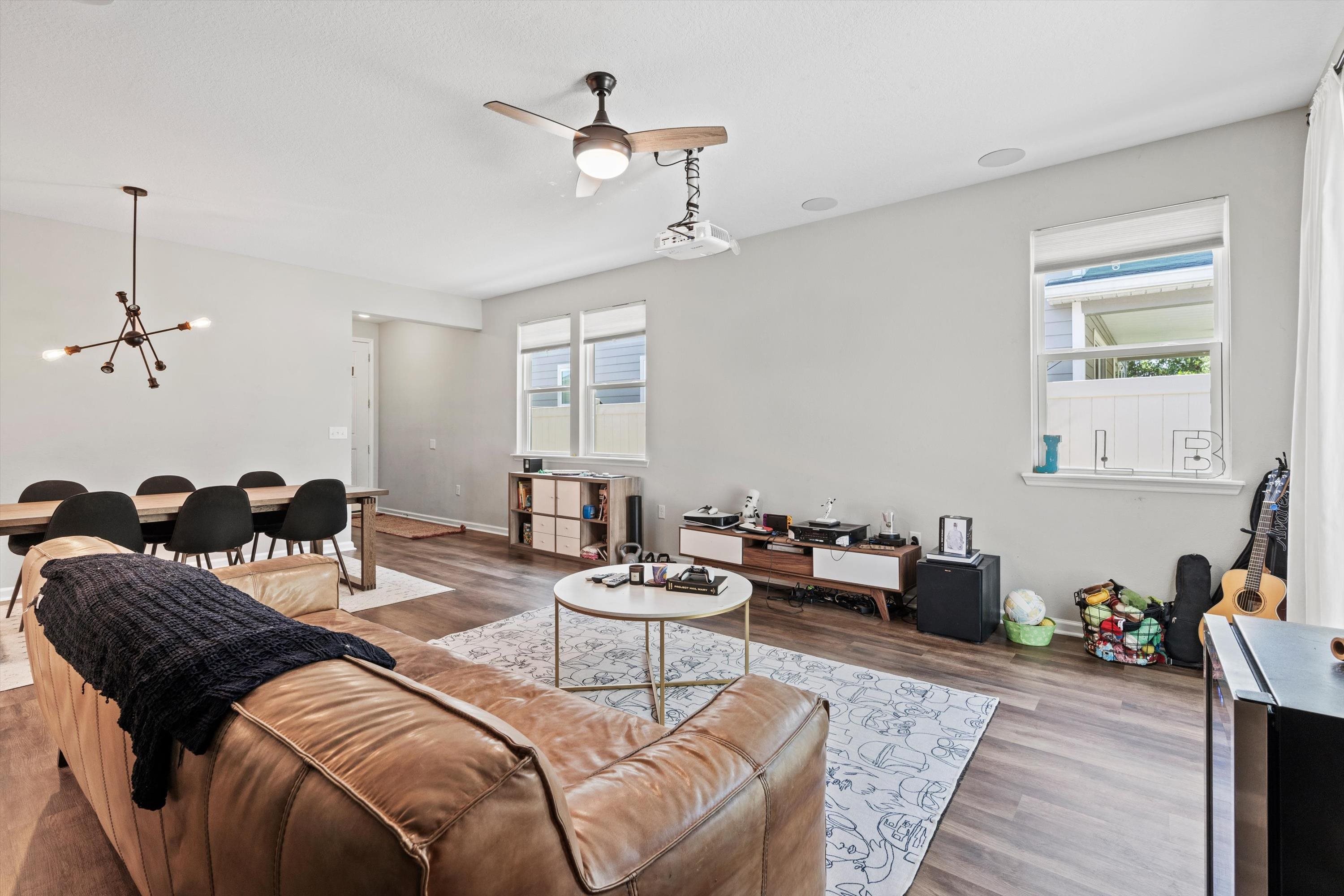 Image 10 of 37 For 13770 Brookwater Dr