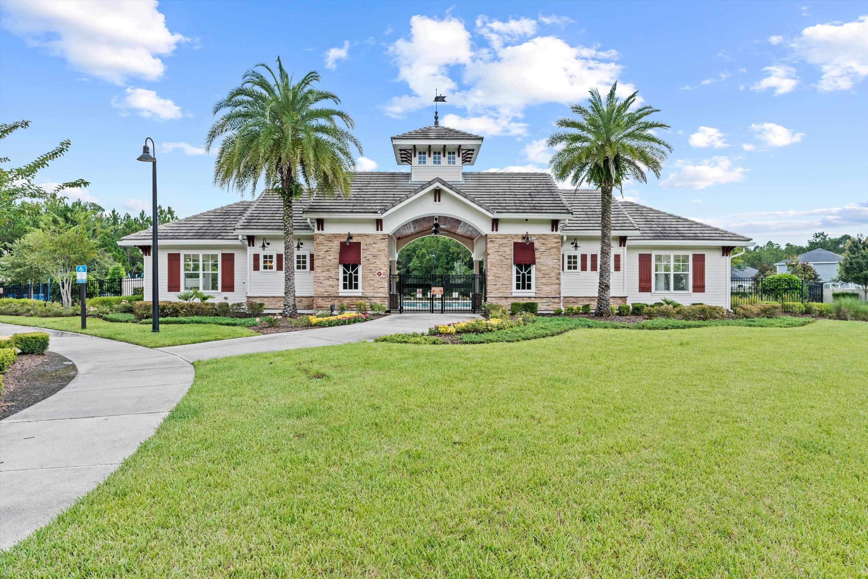 Image 26 of 37 For 13770 Brookwater Dr