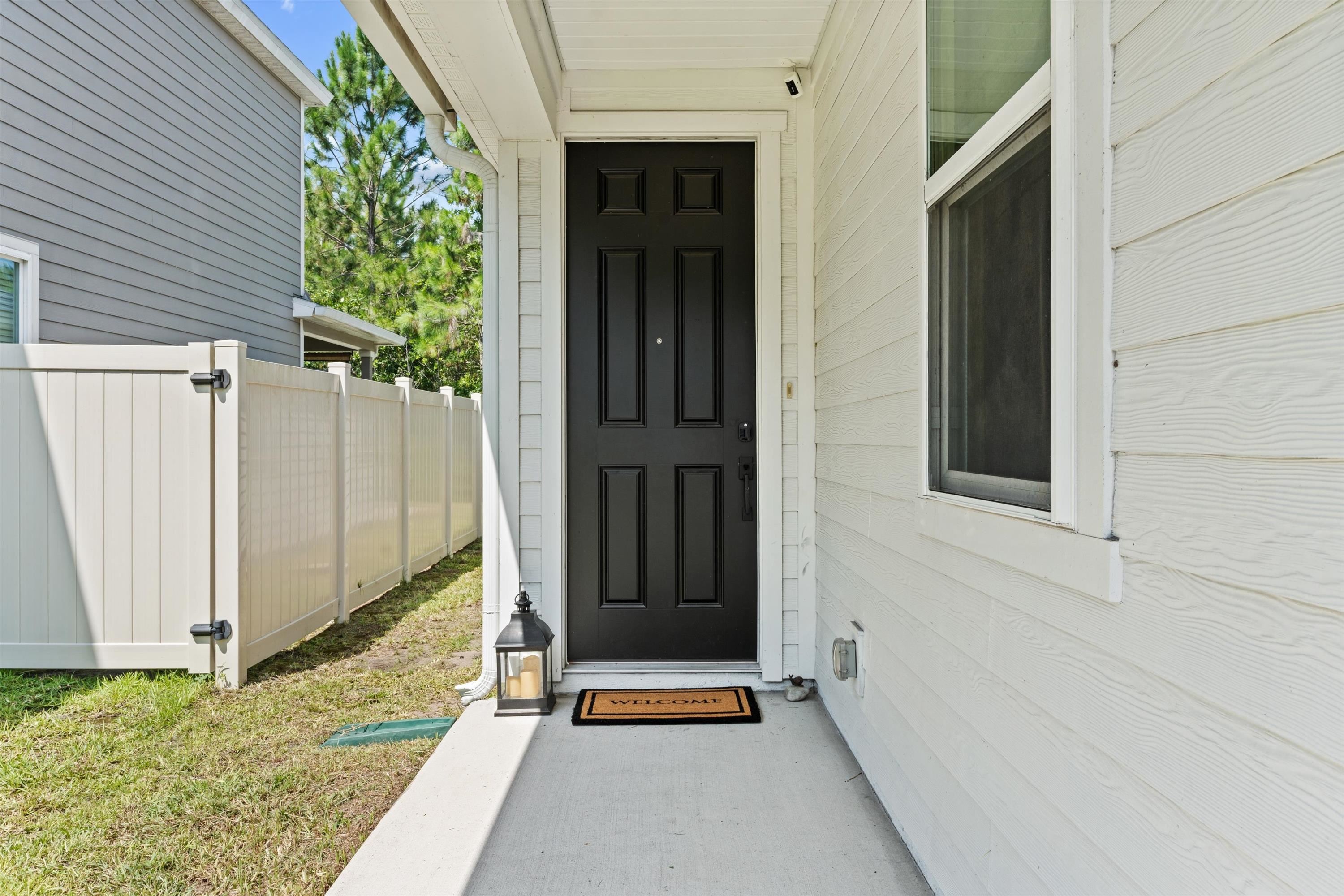 Image 6 of 37 For 13770 Brookwater Dr