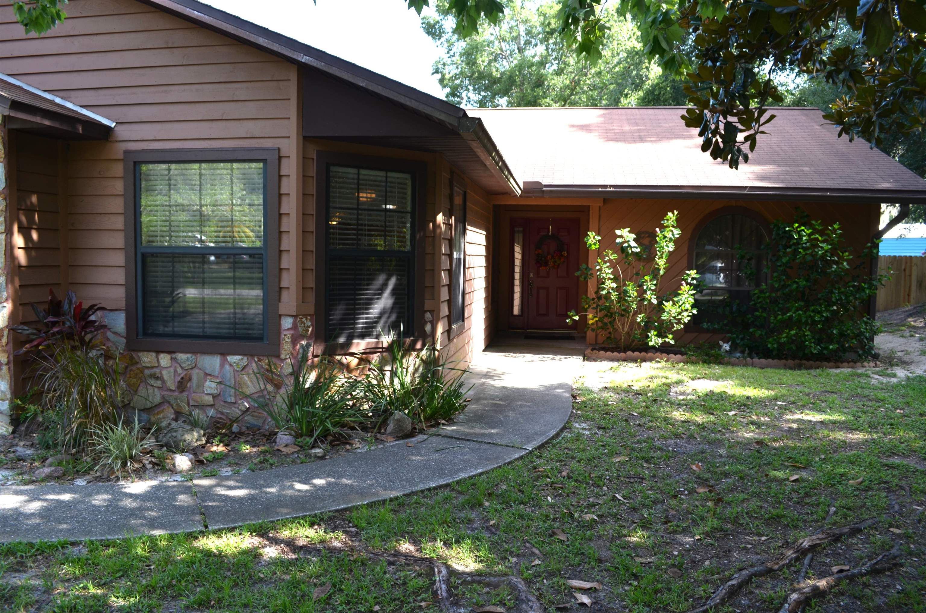 Image 2 of 56 For 900 Deer Chase Dr.