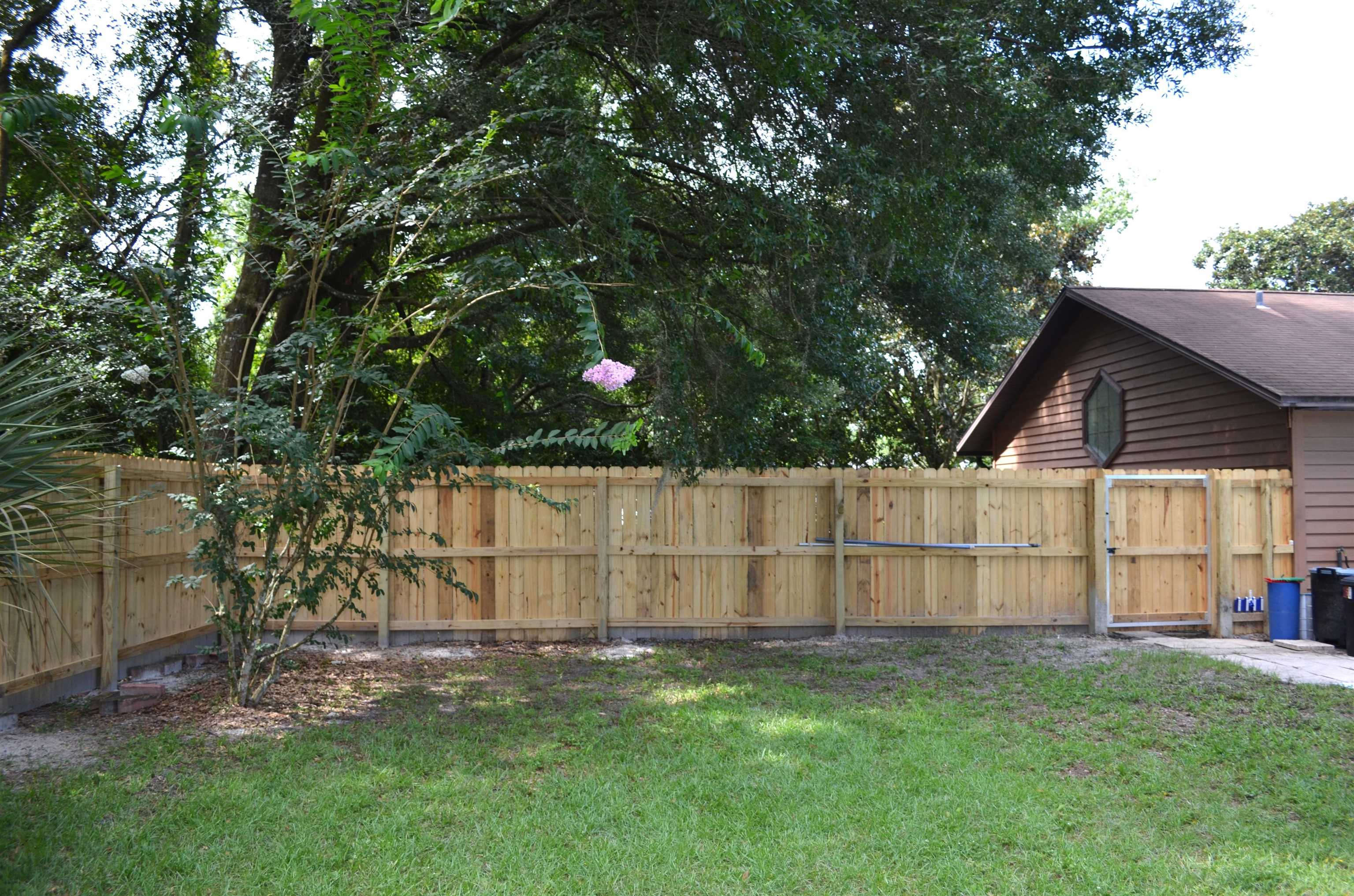 Image 5 of 56 For 900 Deer Chase Dr.