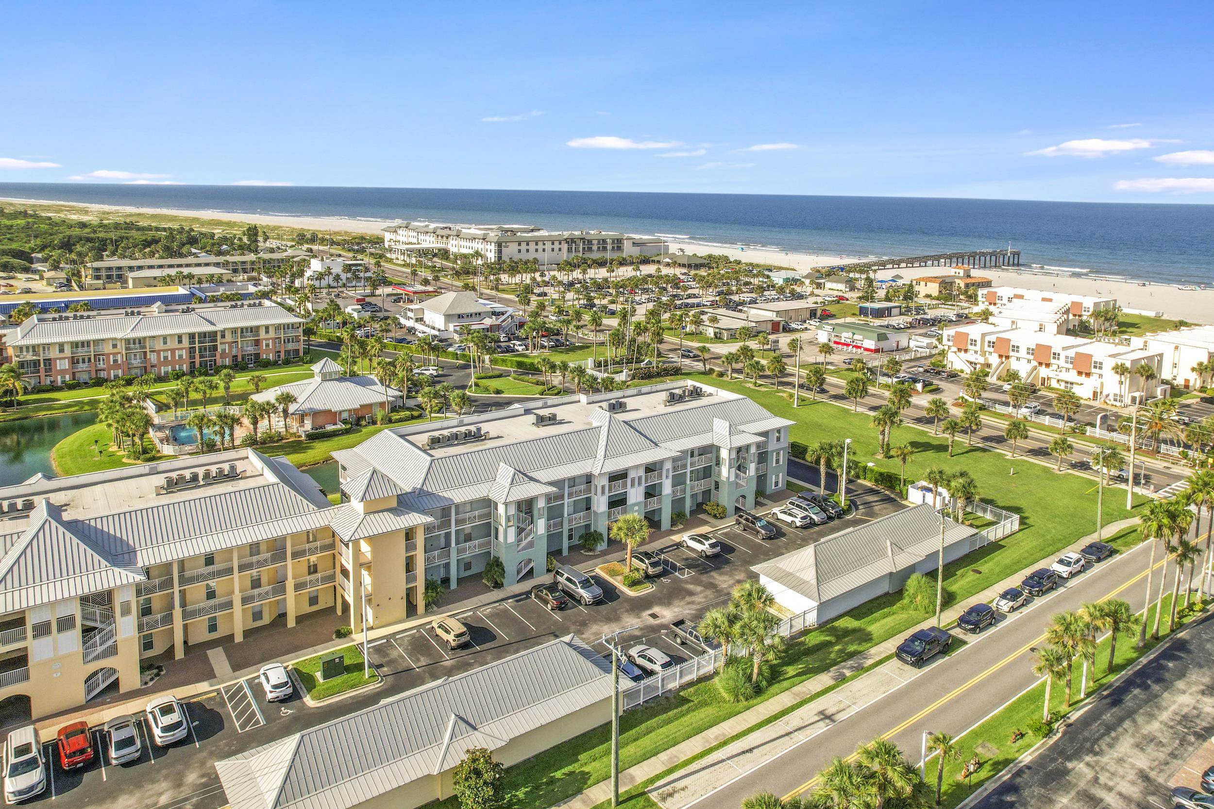 Image 32 of 44 For 285 Atlantis Cir  205