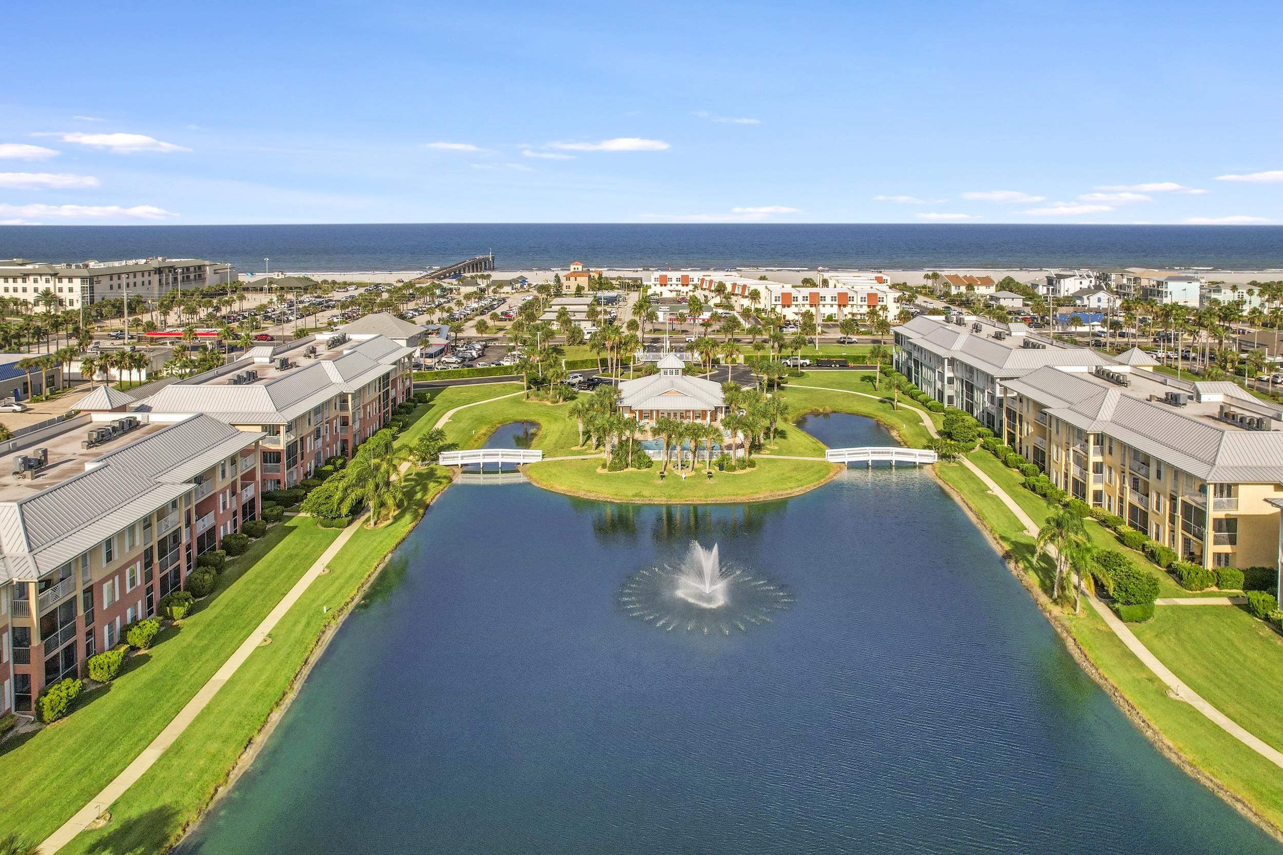 Image 34 of 44 For 285 Atlantis Cir  205