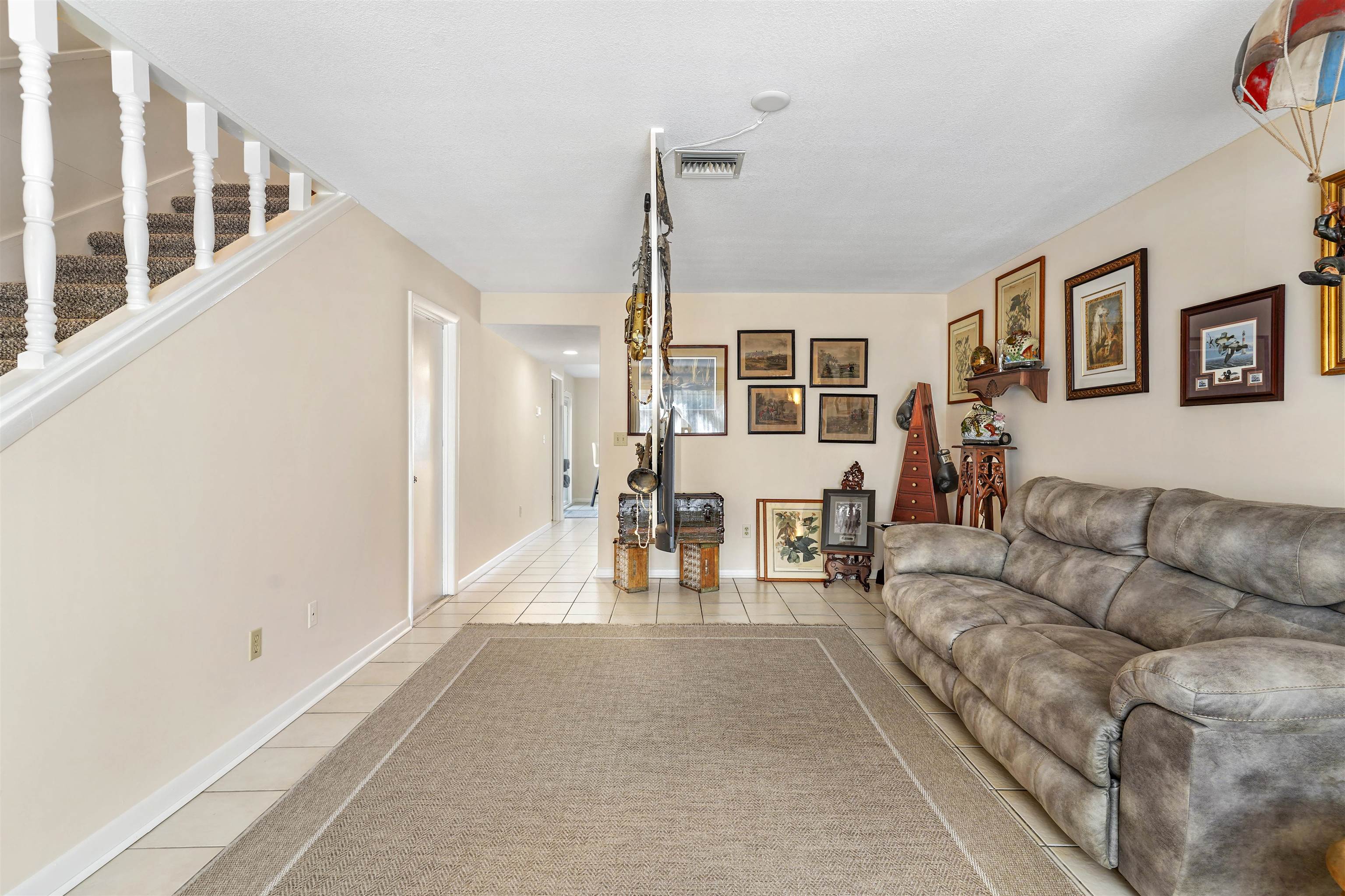Image 10 of 40 For 62 Atlantic Oaks Cir  A&b