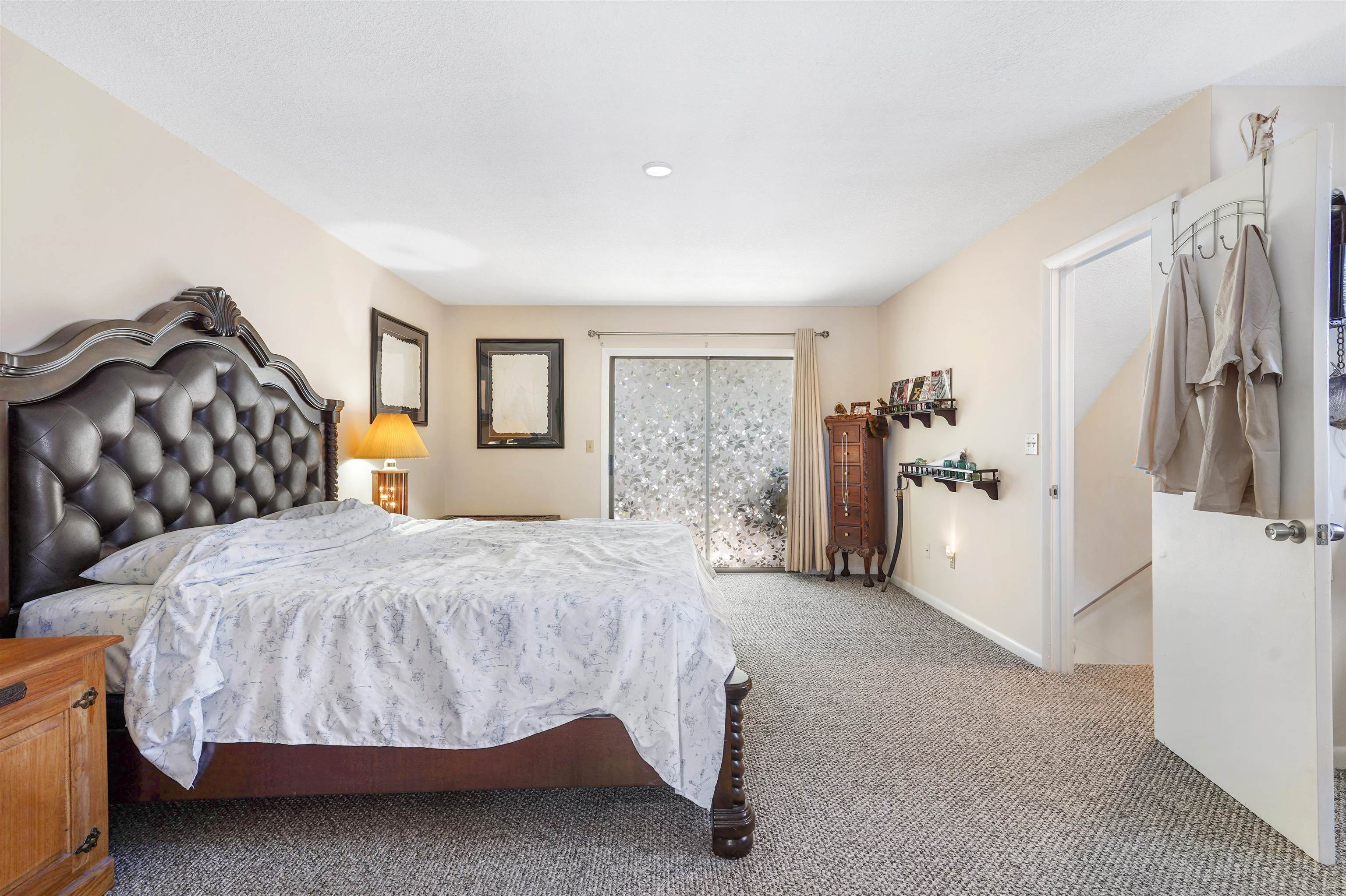 Image 23 of 40 For 62 Atlantic Oaks Cir  A&b