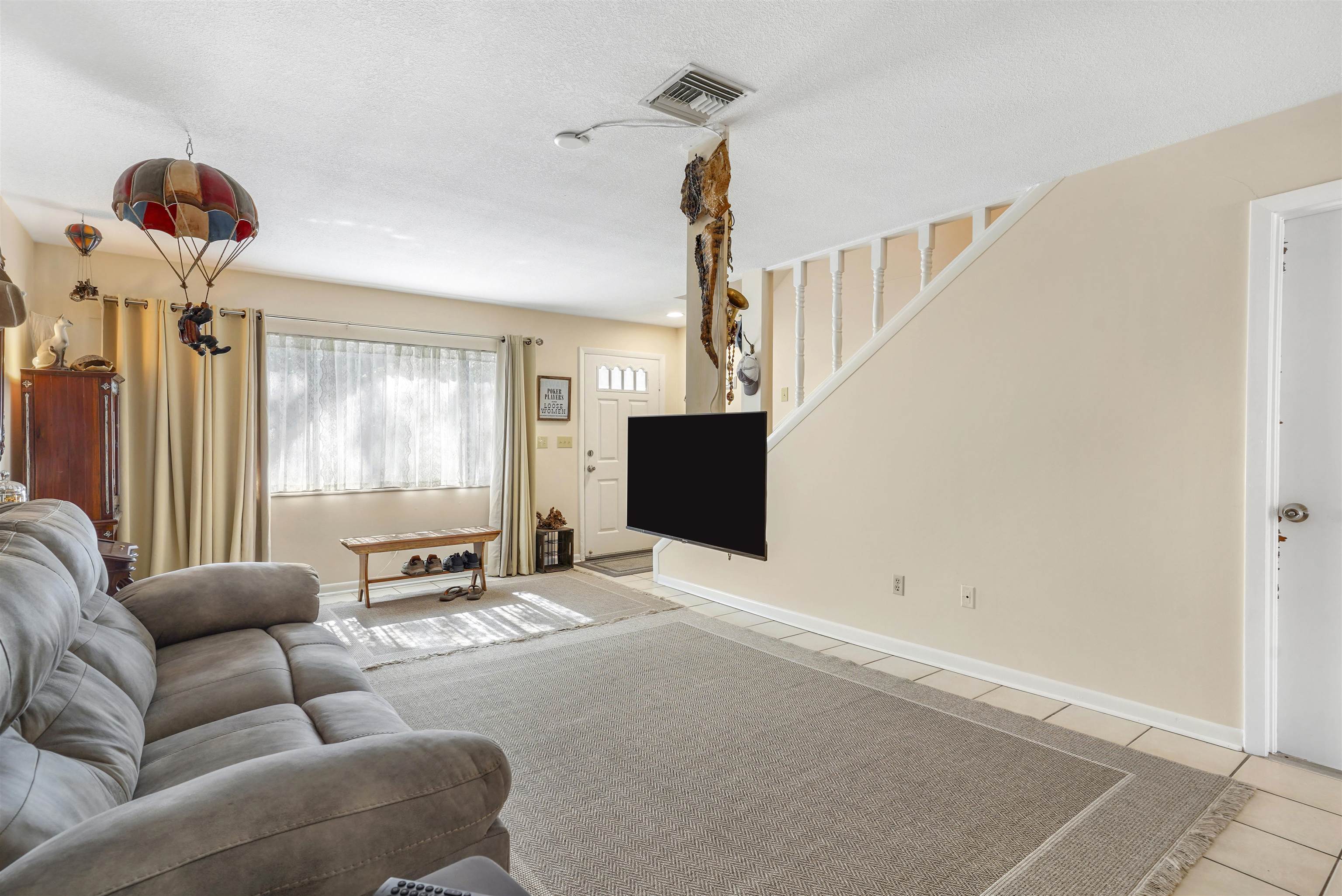 Image 9 of 40 For 62 Atlantic Oaks Cir  A&b