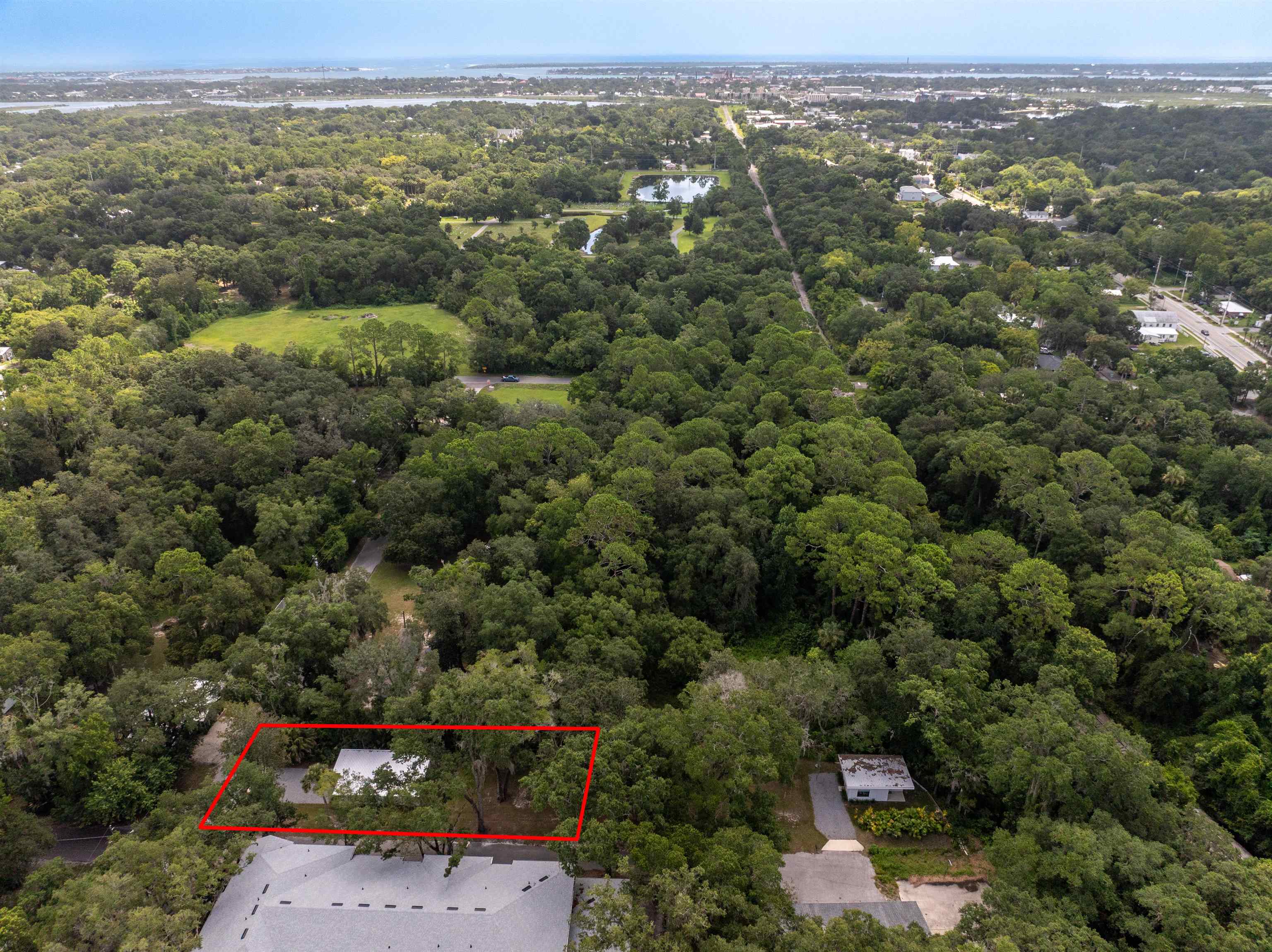 Image 21 of 22 For 793 Chapin St