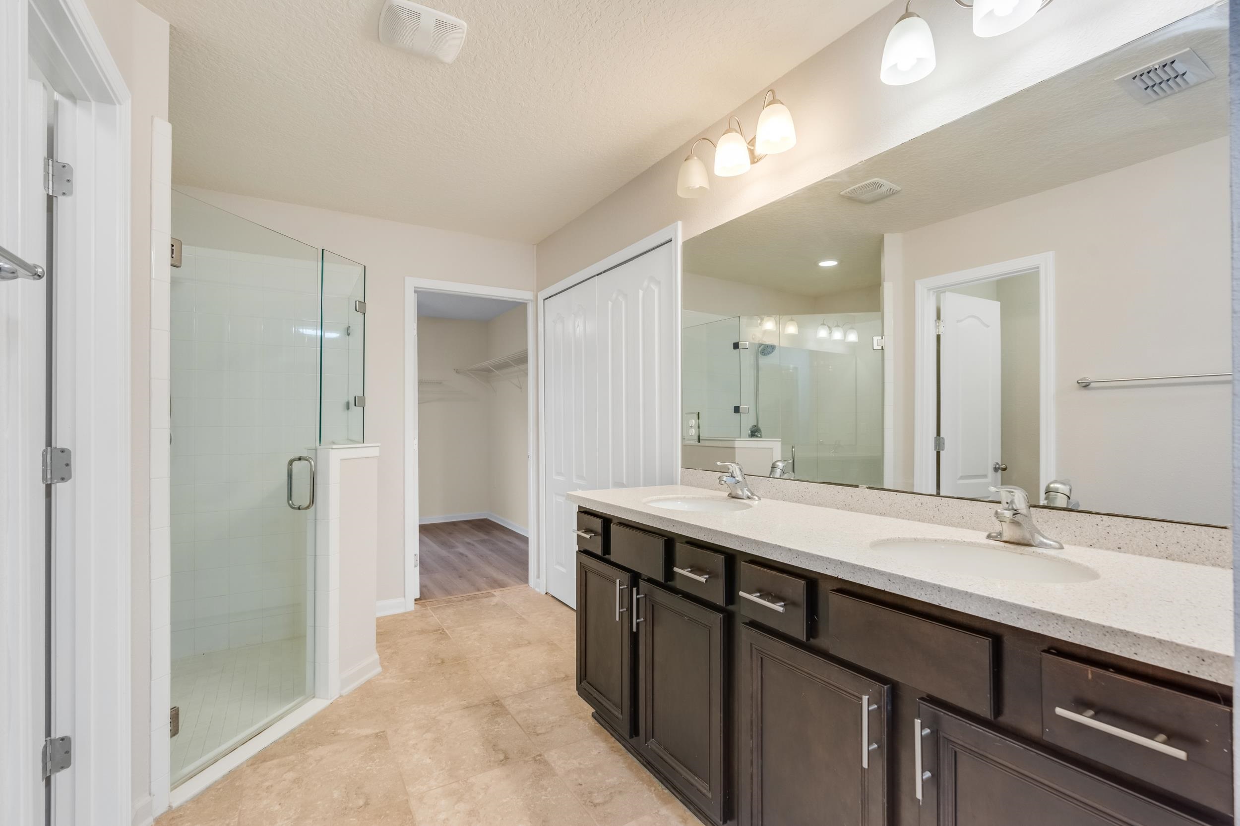 Image 36 of 51 For 228 Fox Water Trl