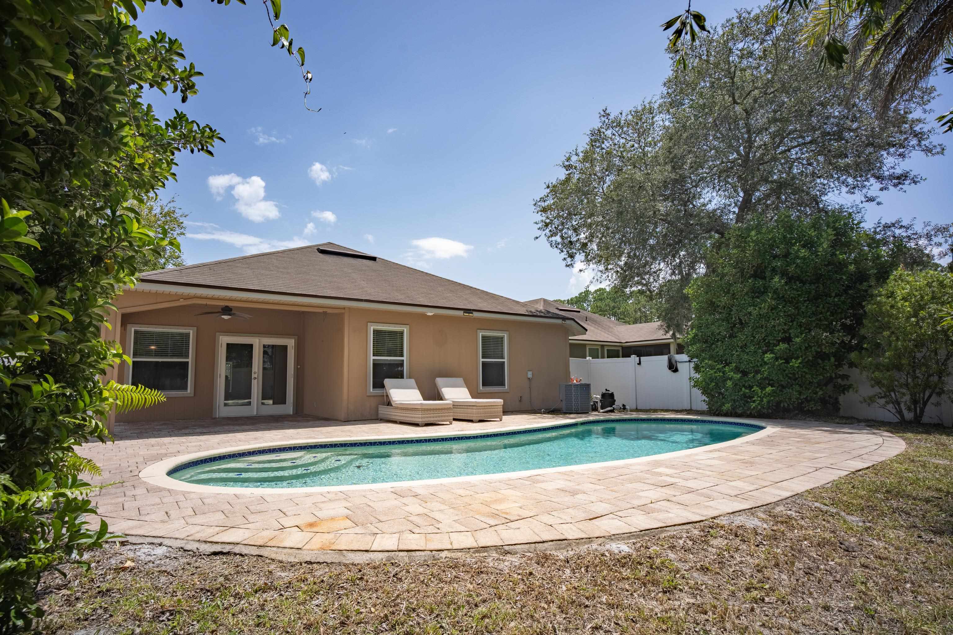 Details for 132 Kings Trace Dr, St Augustine, FL 32086