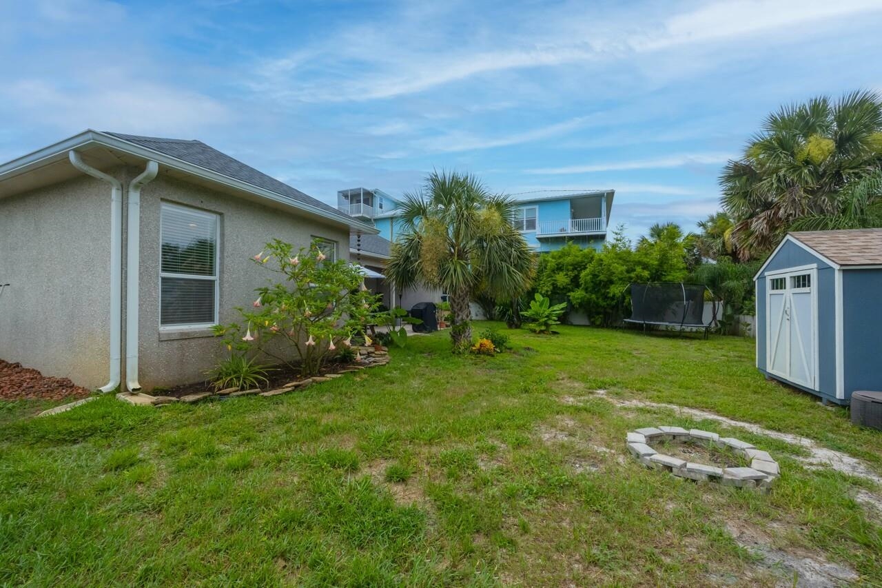 Image 48 of 58 For 7 Deerwood St