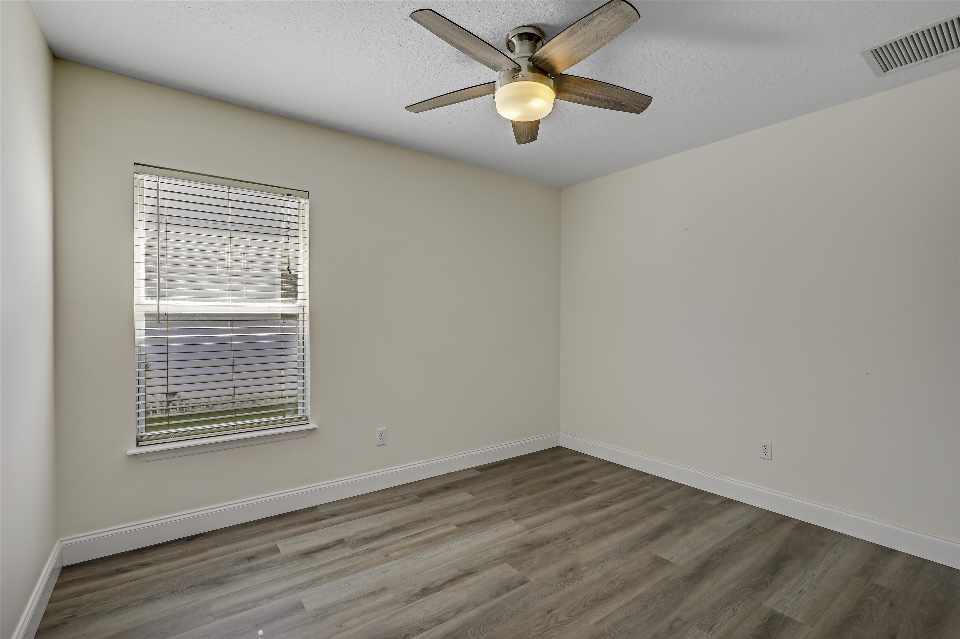 Image 29 of 50 For 4105 Palmetto Bay Dr