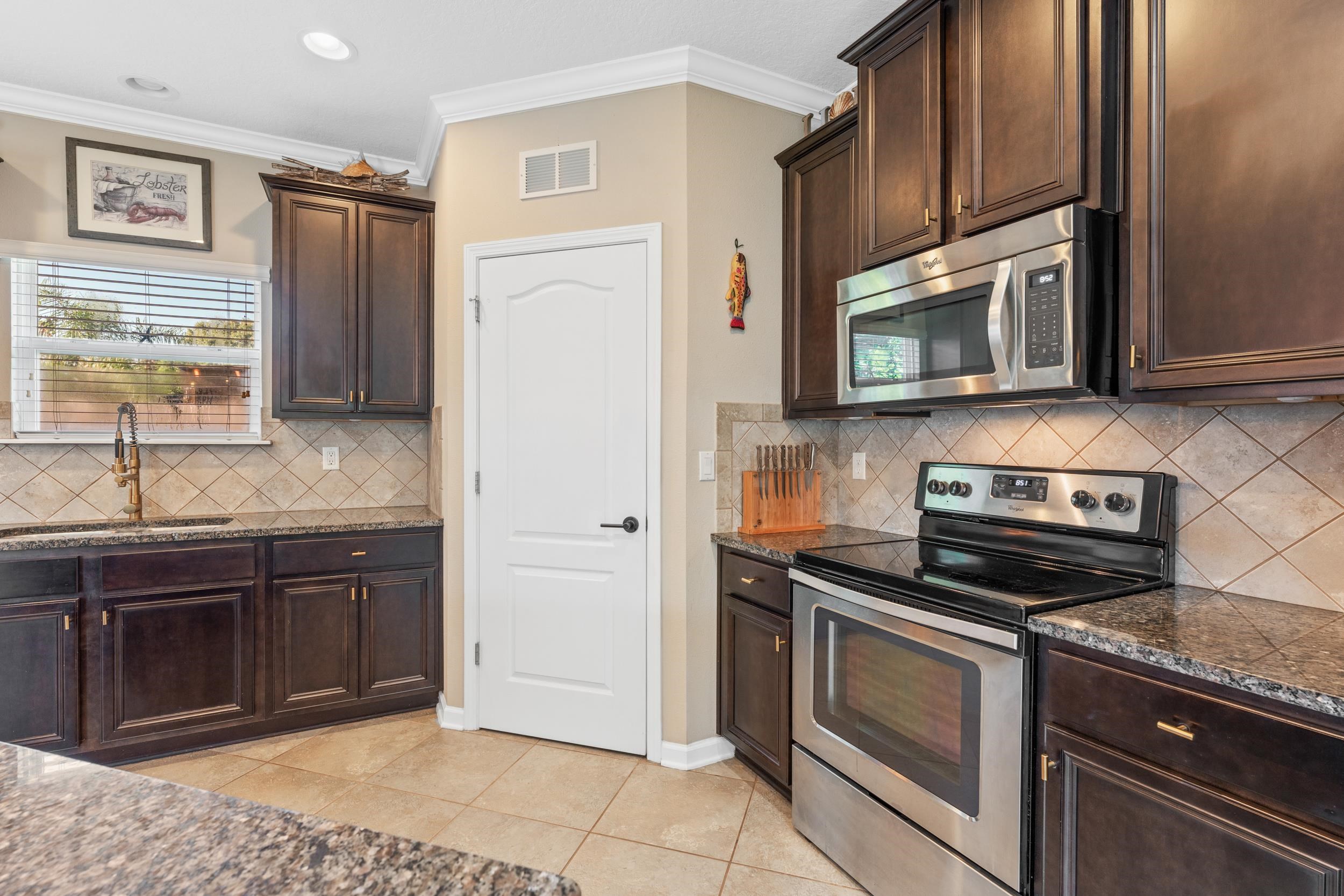 Image 13 of 35 For 203 Timberwood Dr
