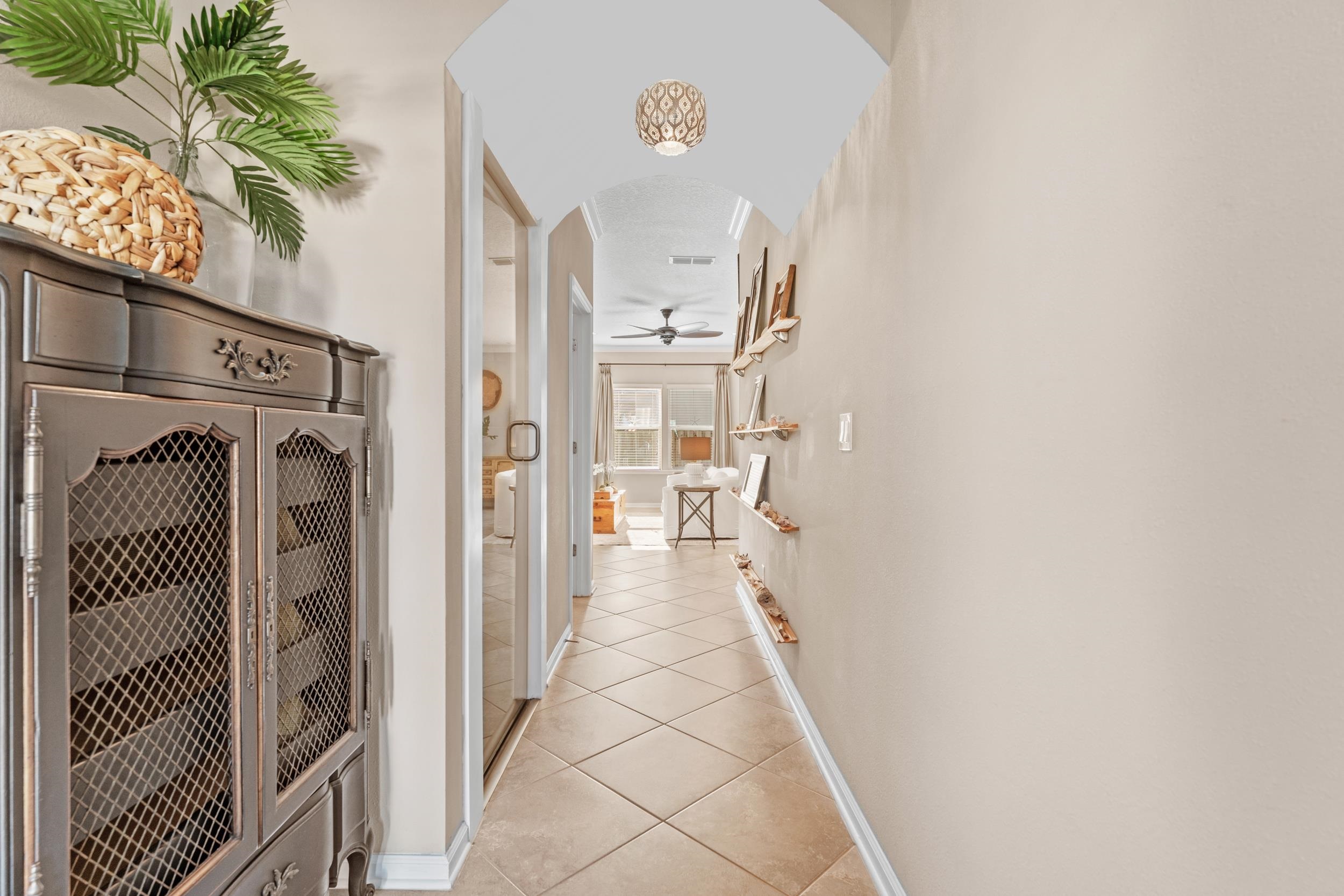 Image 3 of 35 For 203 Timberwood Dr