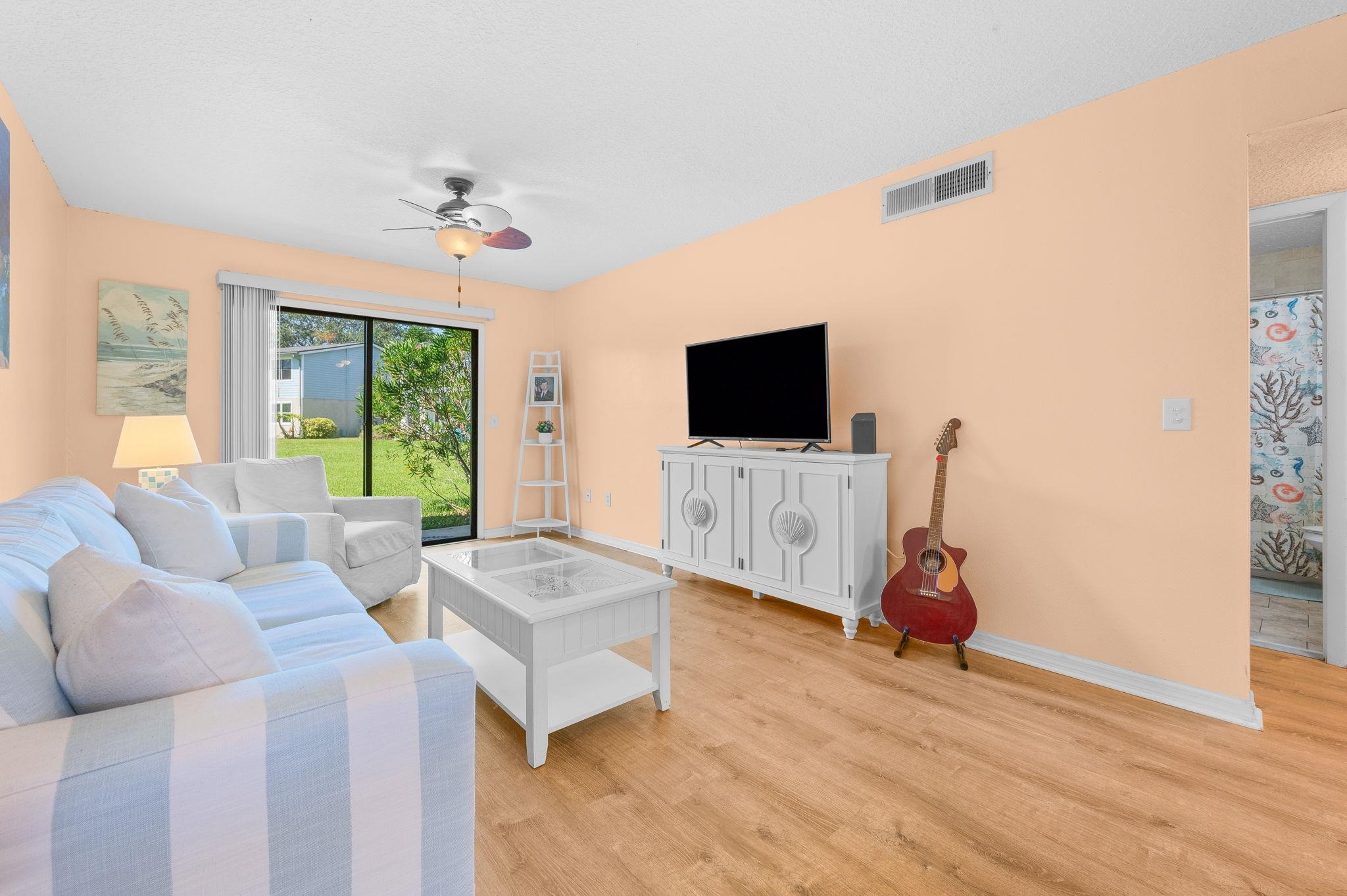 Image 9 of 30 For 700 Pope Rd. Unit M103 W